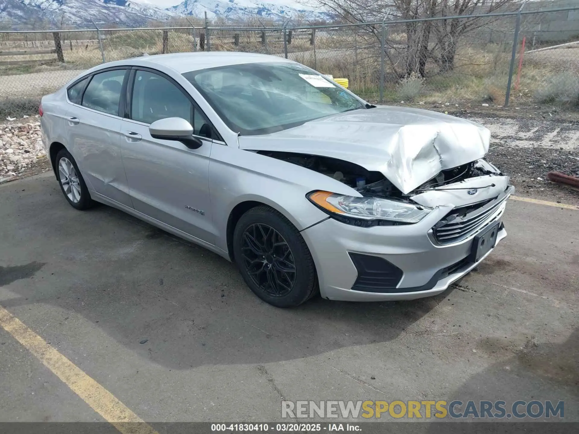 1 Photograph of a damaged car 3FA6P0LU7KR265429 FORD FUSION HYBRID 2019