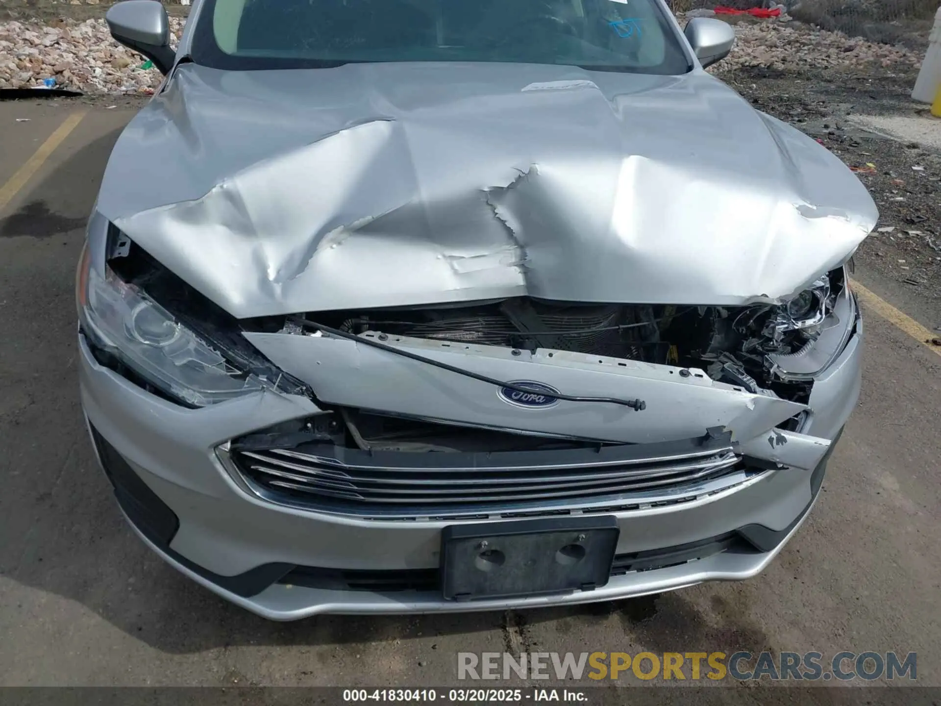12 Photograph of a damaged car 3FA6P0LU7KR265429 FORD FUSION HYBRID 2019