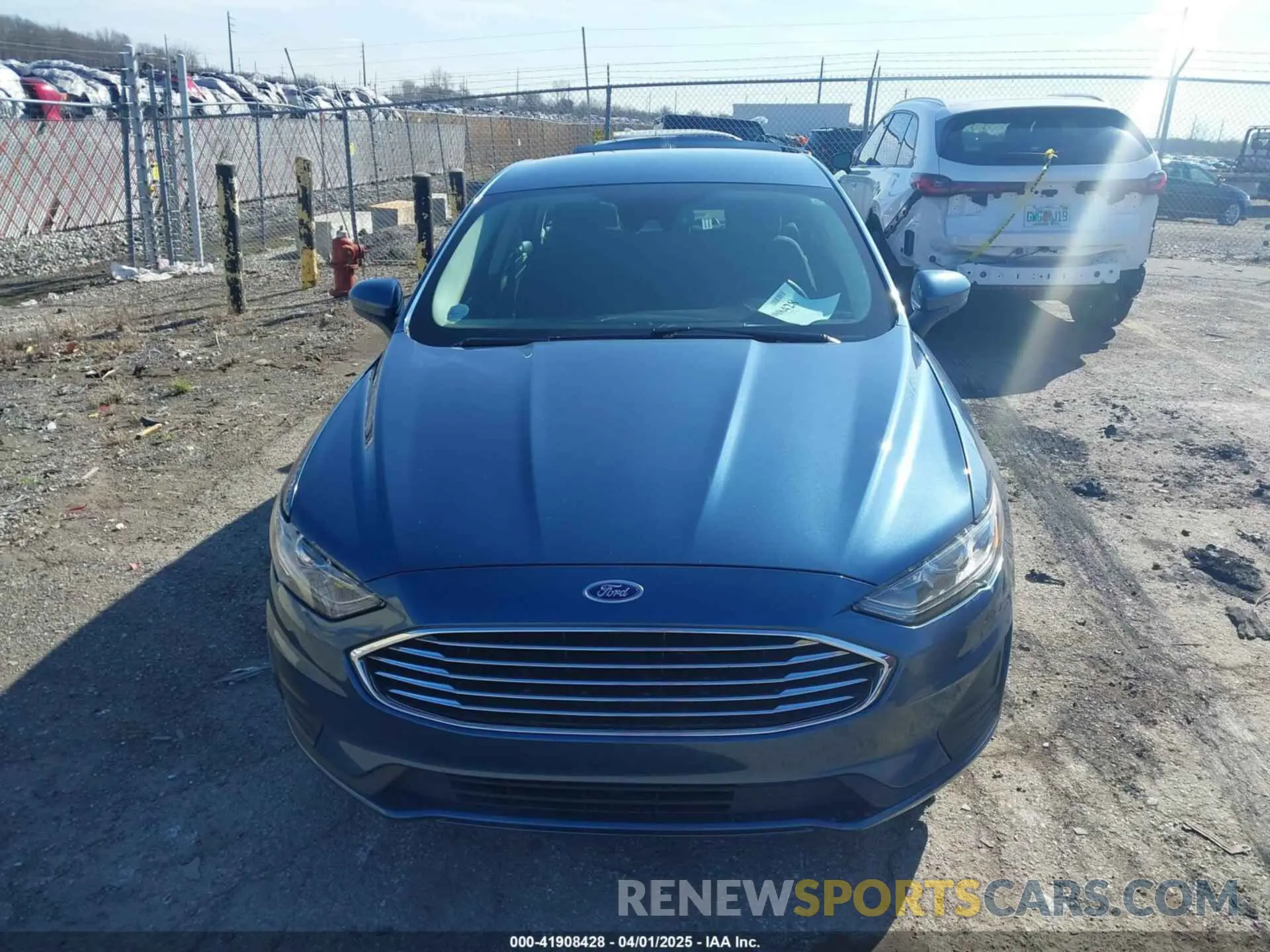 12 Photograph of a damaged car 3FA6P0LU8KR131951 FORD FUSION HYBRID 2019