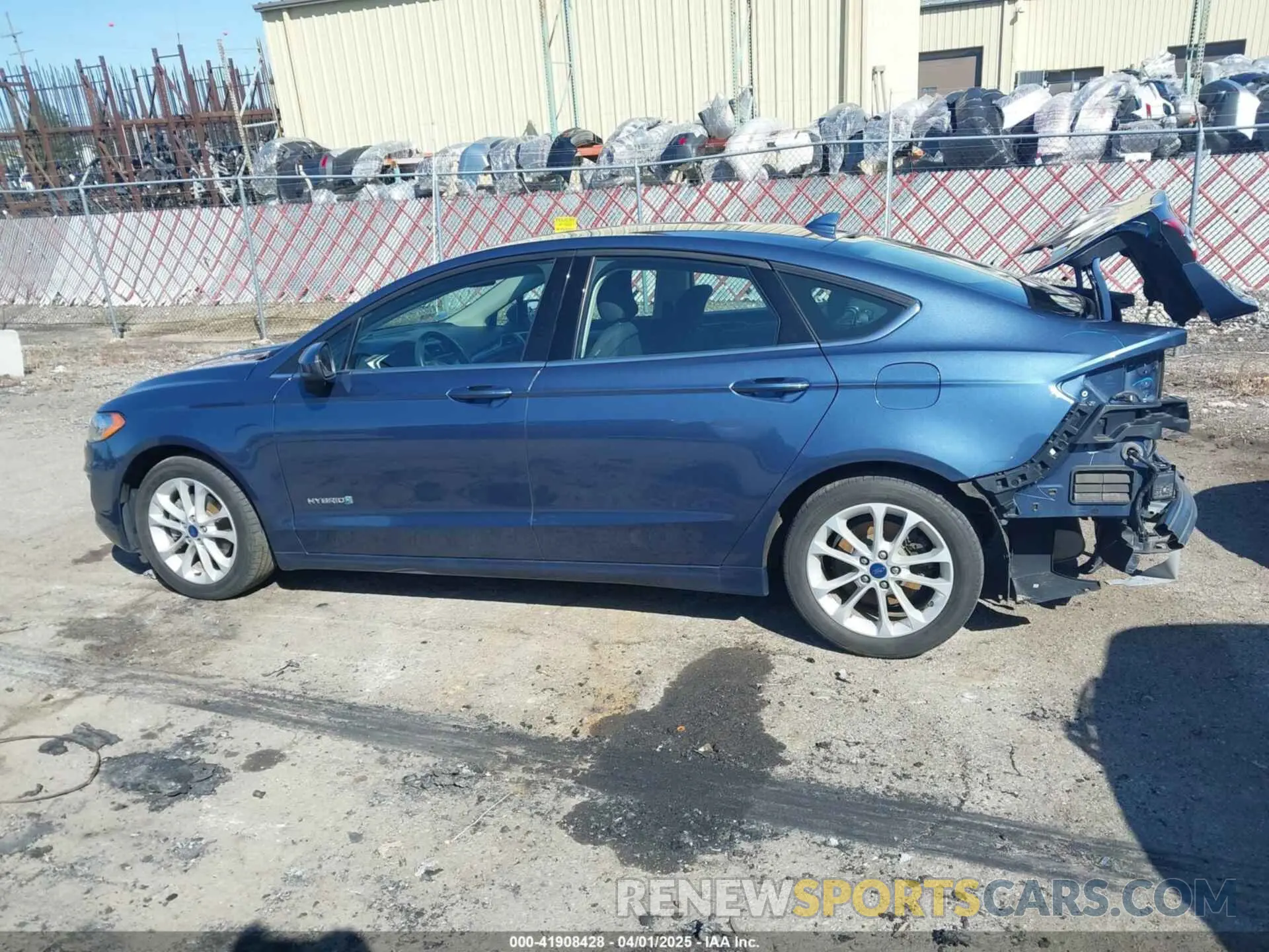 14 Photograph of a damaged car 3FA6P0LU8KR131951 FORD FUSION HYBRID 2019