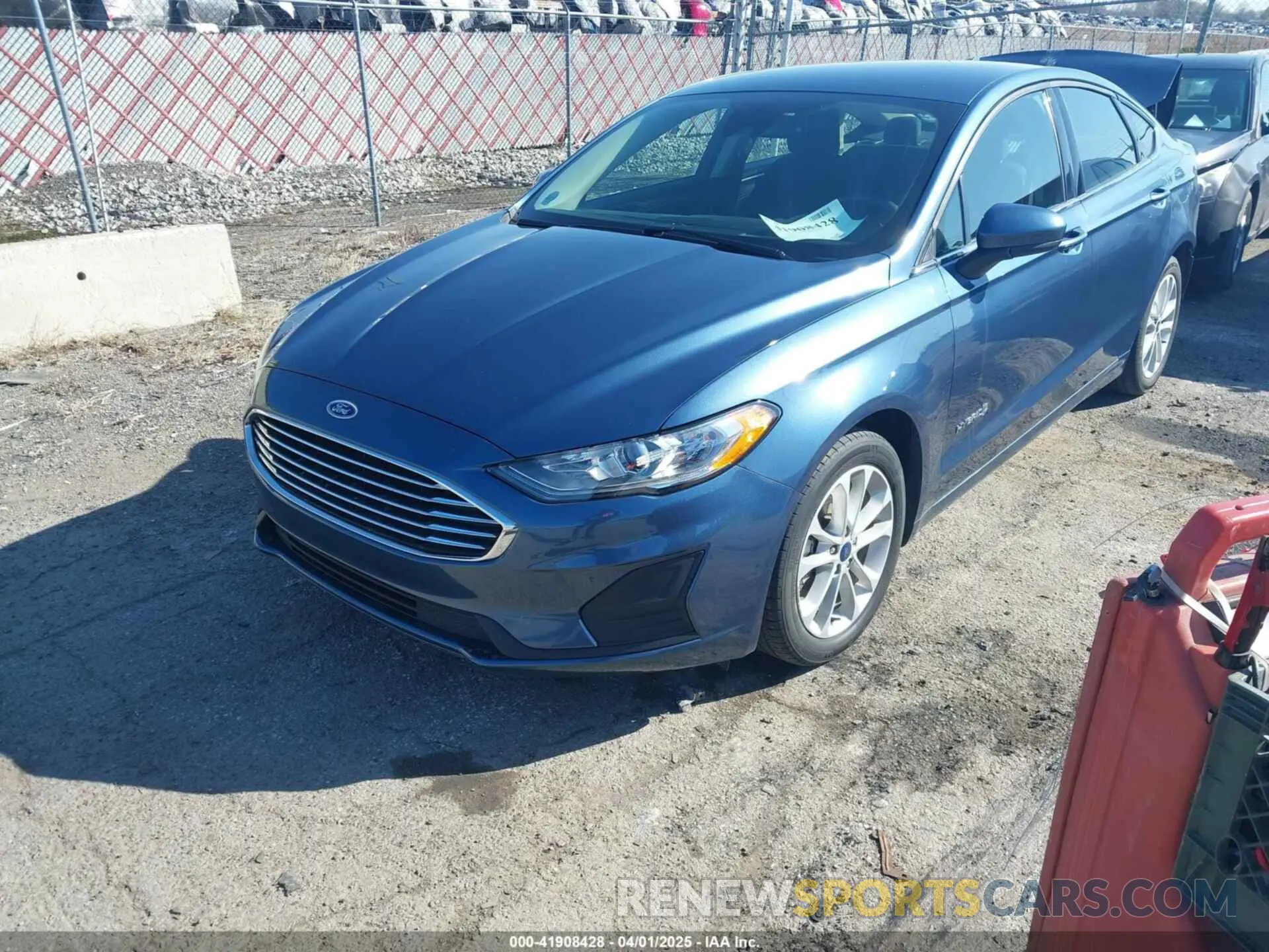 2 Photograph of a damaged car 3FA6P0LU8KR131951 FORD FUSION HYBRID 2019