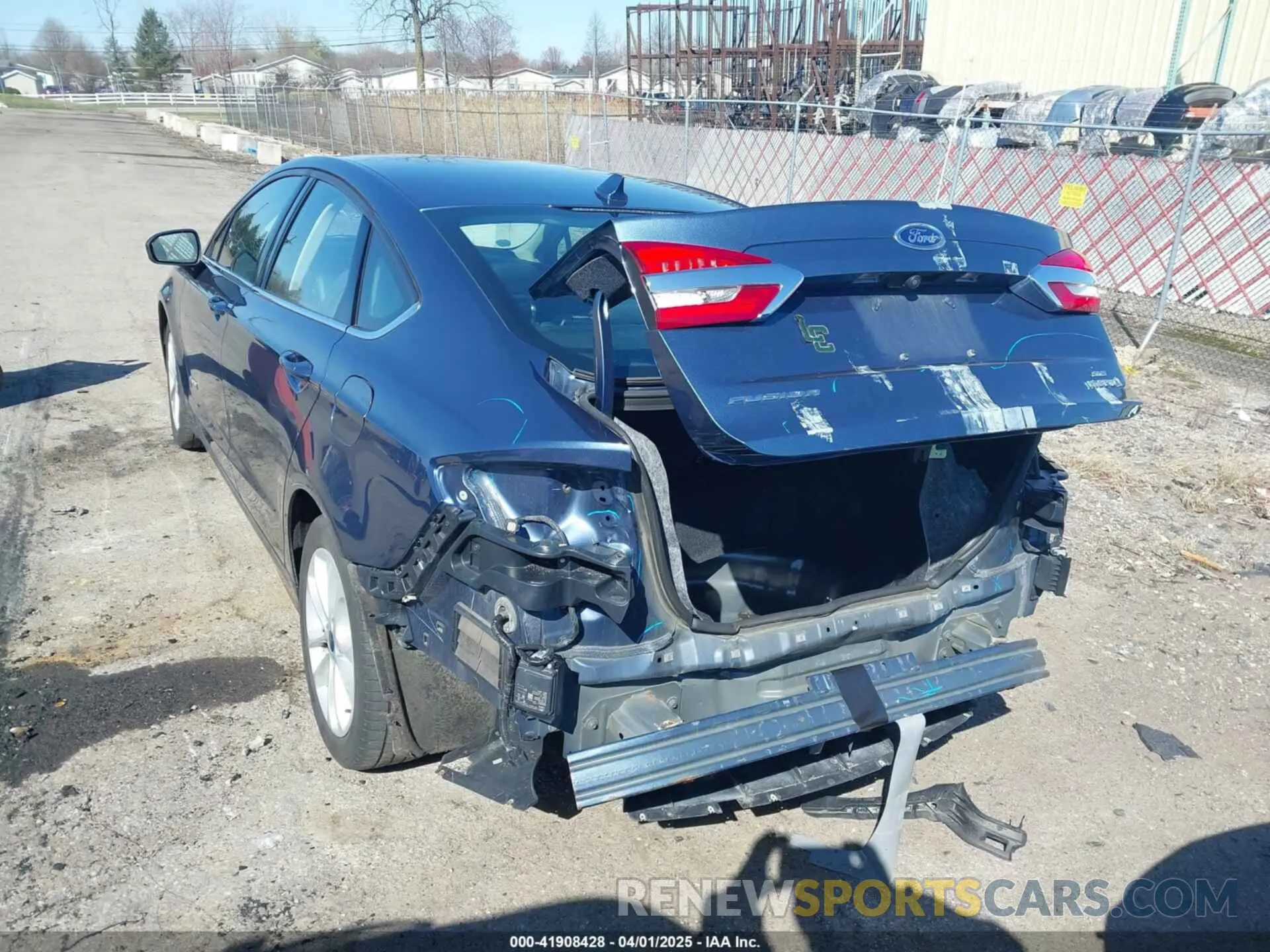 3 Photograph of a damaged car 3FA6P0LU8KR131951 FORD FUSION HYBRID 2019