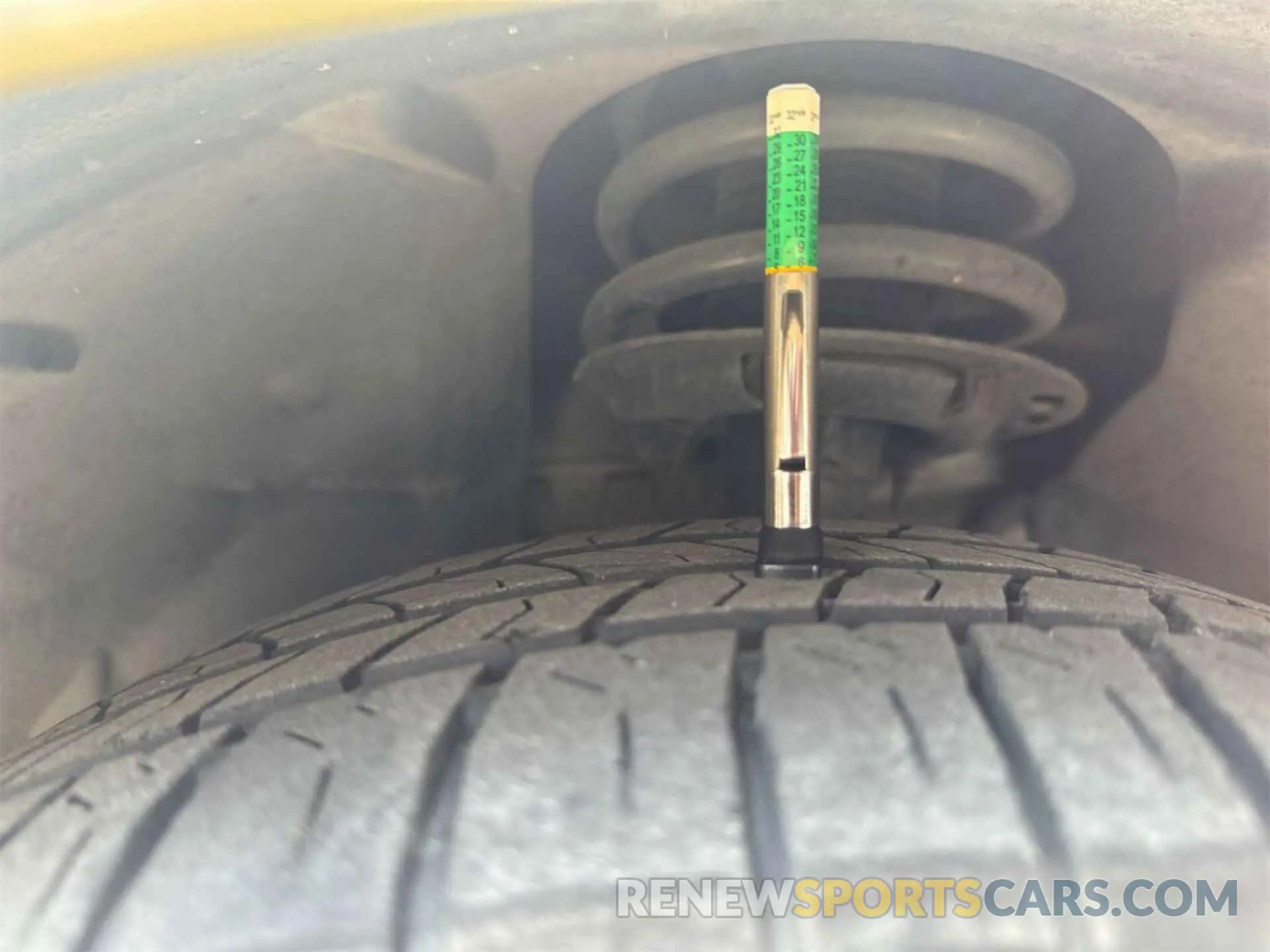 7 Photograph of a damaged car 3FA6P0LU9KR152436 FORD FUSION HYBRID 2019