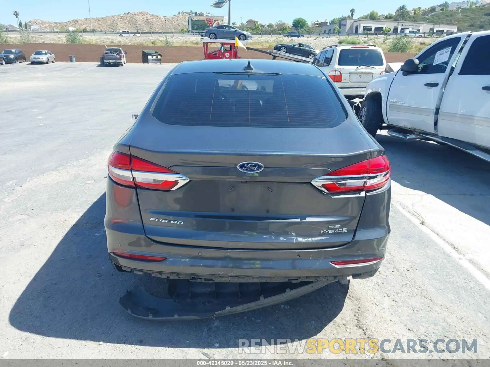16 Photograph of a damaged car 3FA6P0LUXKR174462 FORD FUSION HYBRID 2019