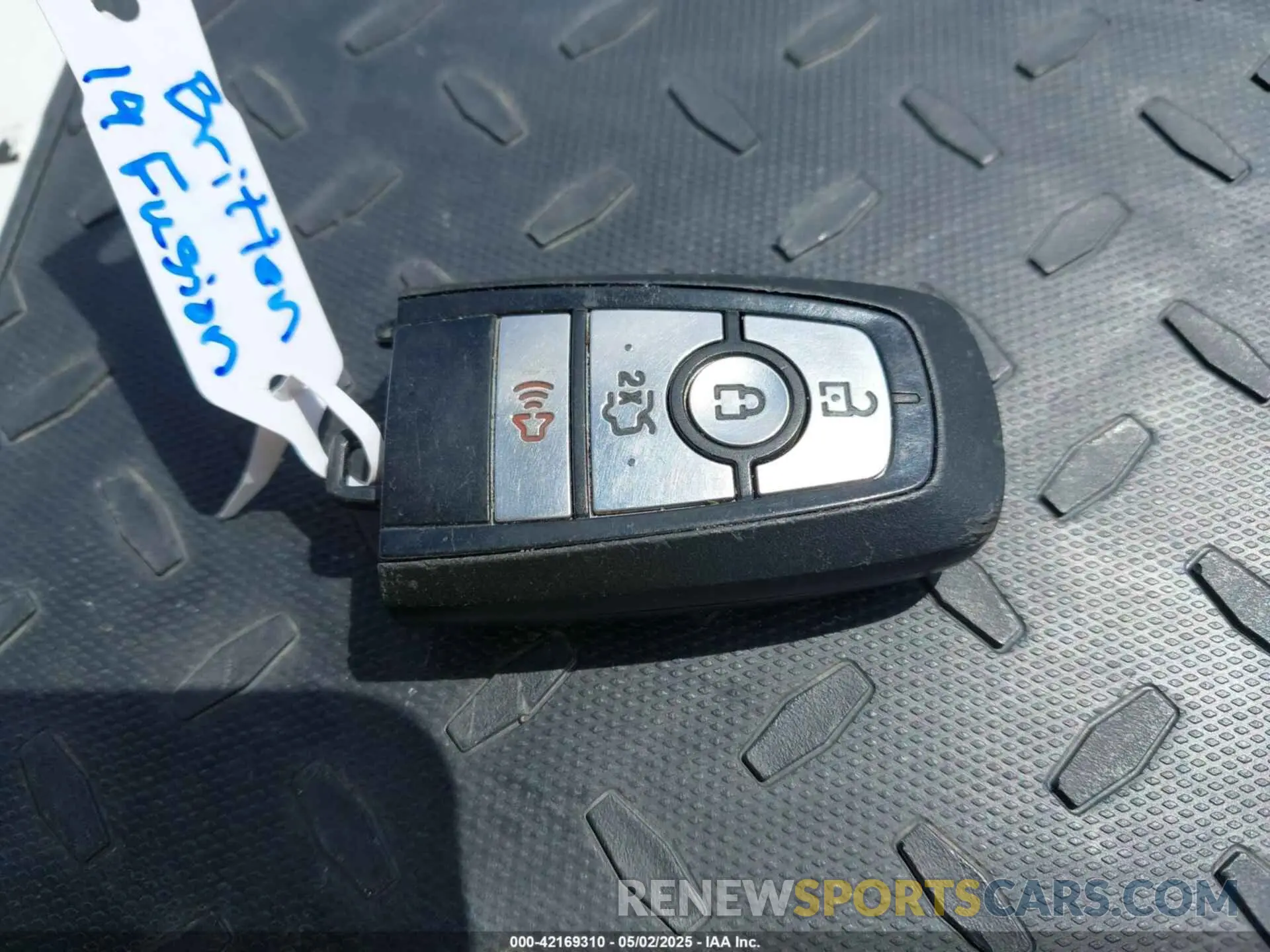 11 Photograph of a damaged car 3FA6P0LUXKR222137 FORD FUSION HYBRID 2019