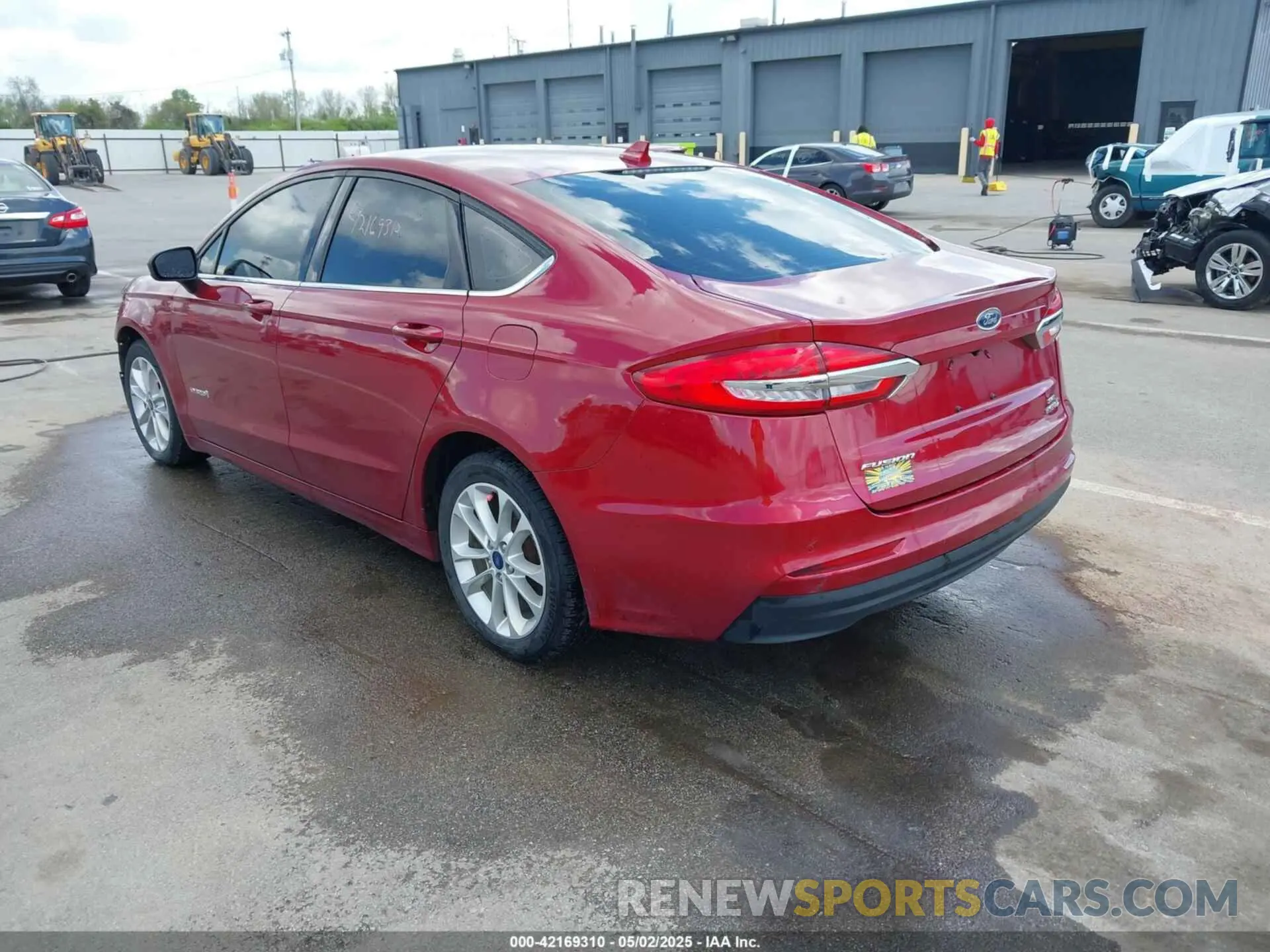 3 Photograph of a damaged car 3FA6P0LUXKR222137 FORD FUSION HYBRID 2019
