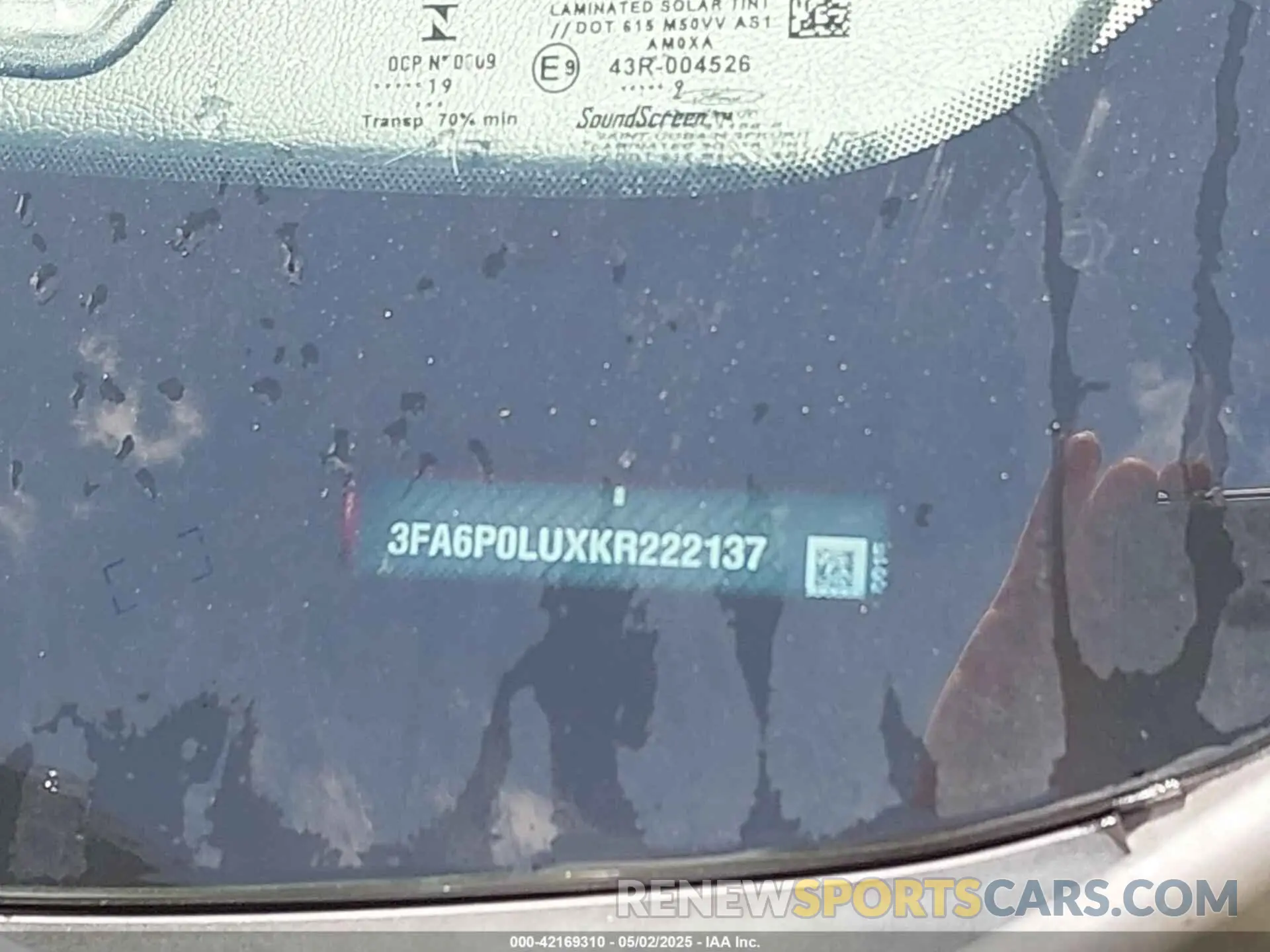 9 Photograph of a damaged car 3FA6P0LUXKR222137 FORD FUSION HYBRID 2019
