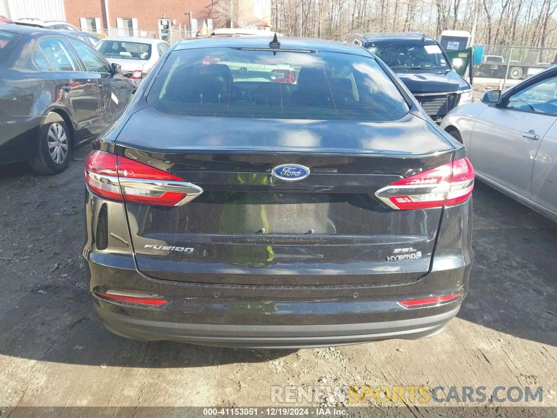 16 Photograph of a damaged car 3FA6P0MU0KR154297 FORD FUSION HYBRID 2019