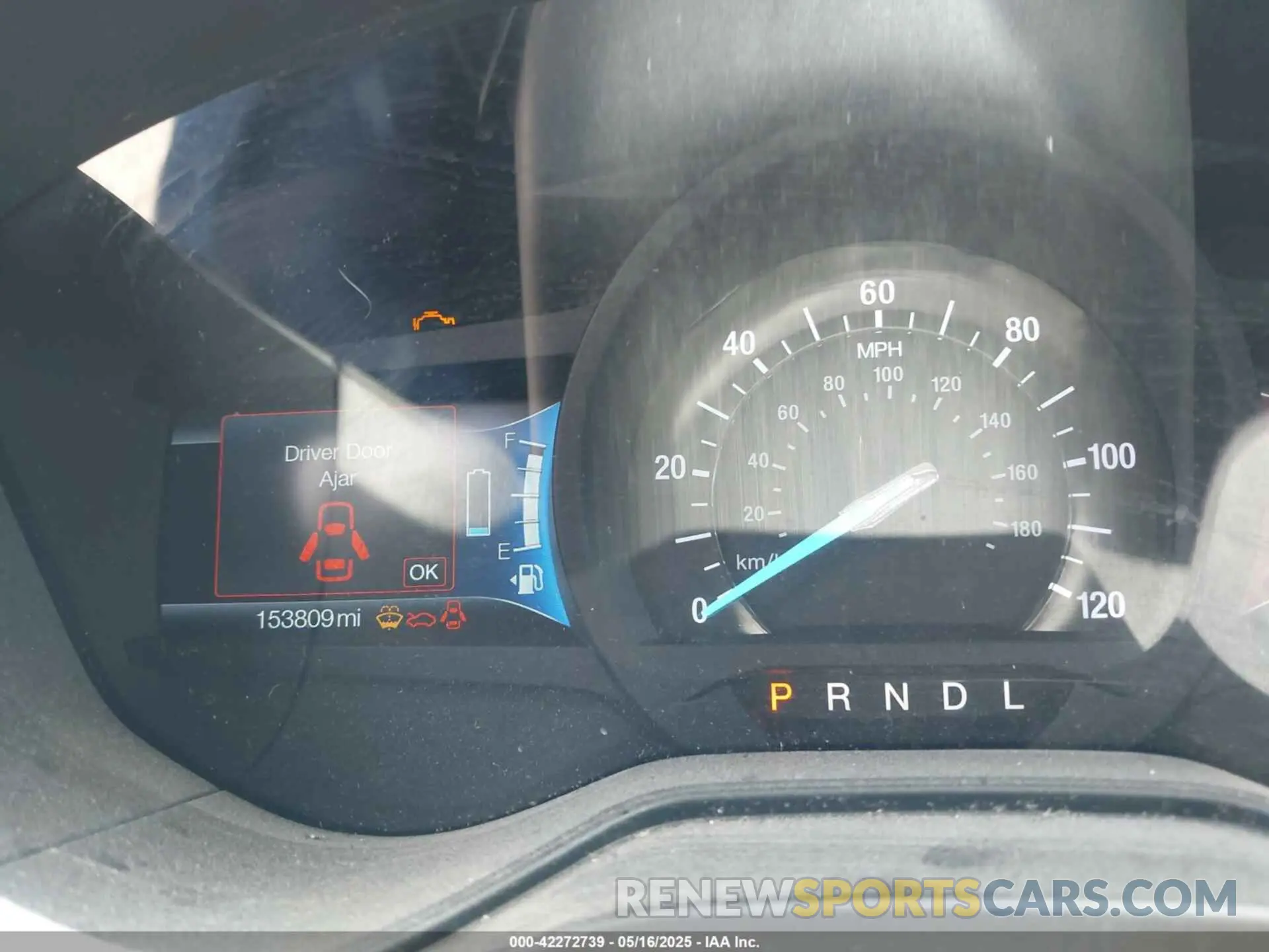 16 Photograph of a damaged car 3FA6P0MU2KR140367 FORD FUSION HYBRID 2019