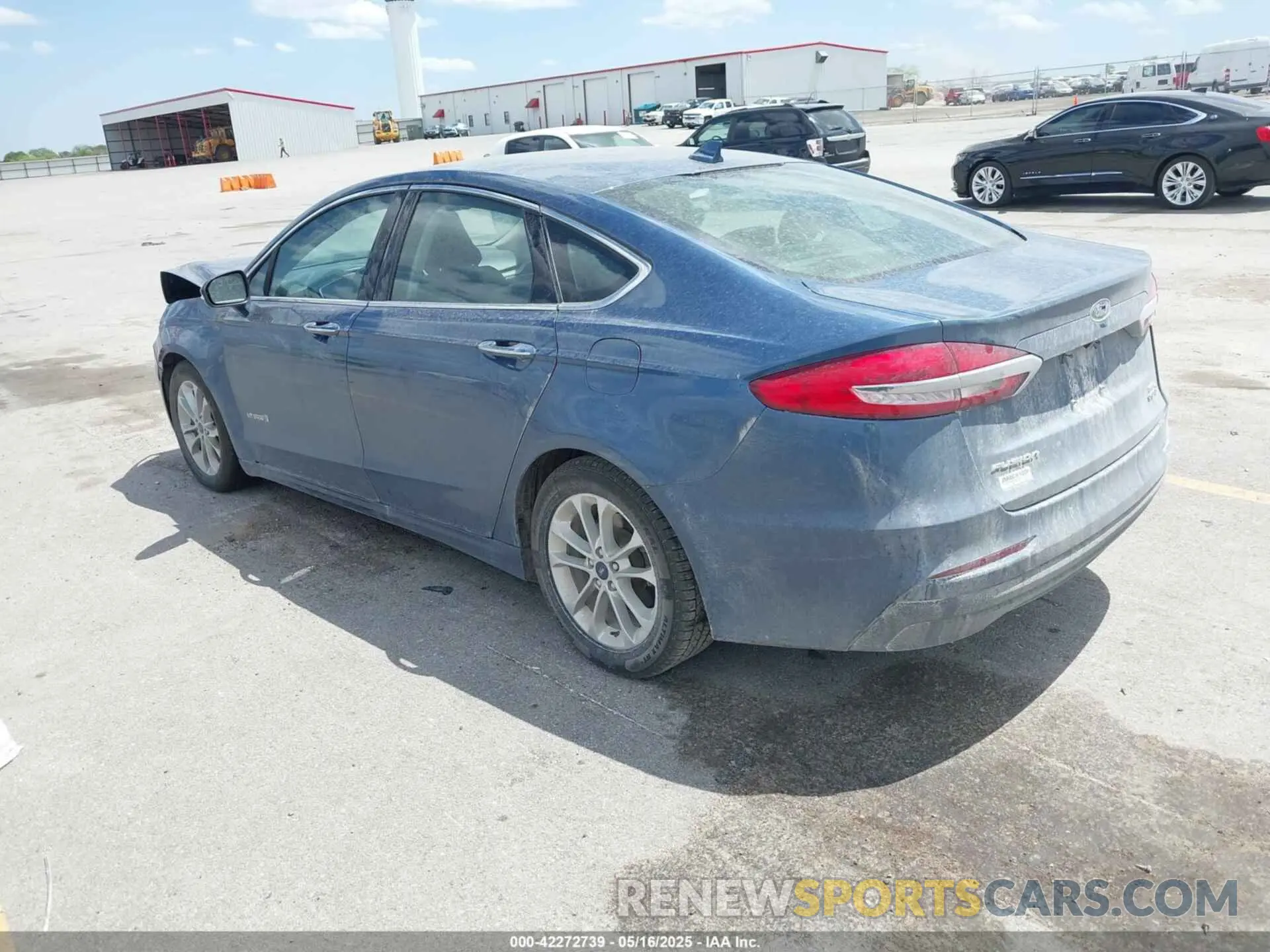 3 Photograph of a damaged car 3FA6P0MU2KR140367 FORD FUSION HYBRID 2019