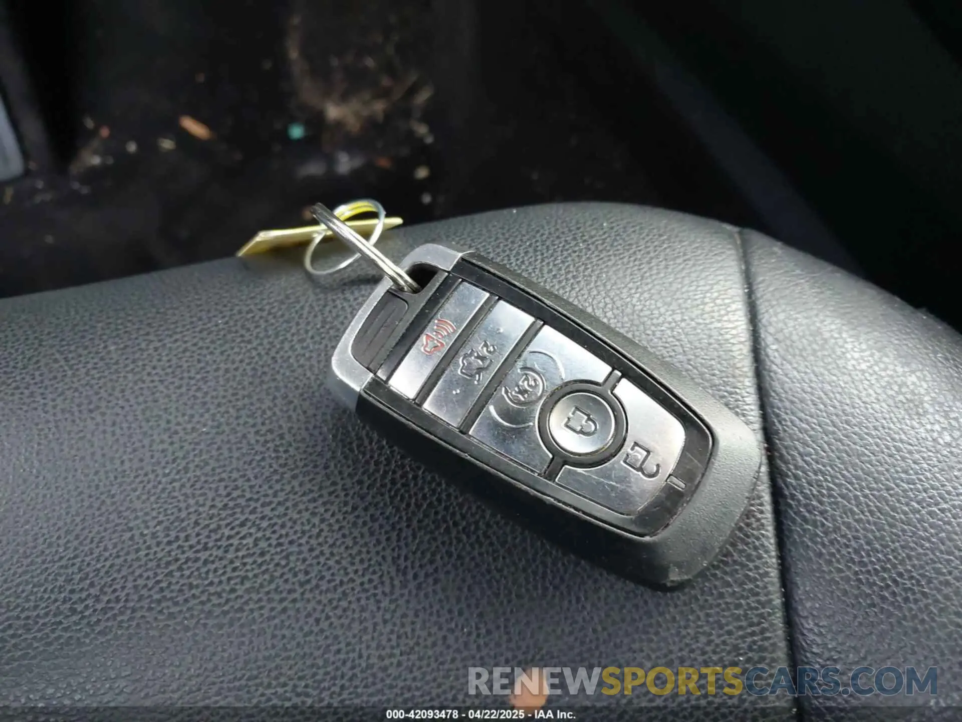 11 Photograph of a damaged car 3FA6P0MU3KR136943 FORD FUSION HYBRID 2019