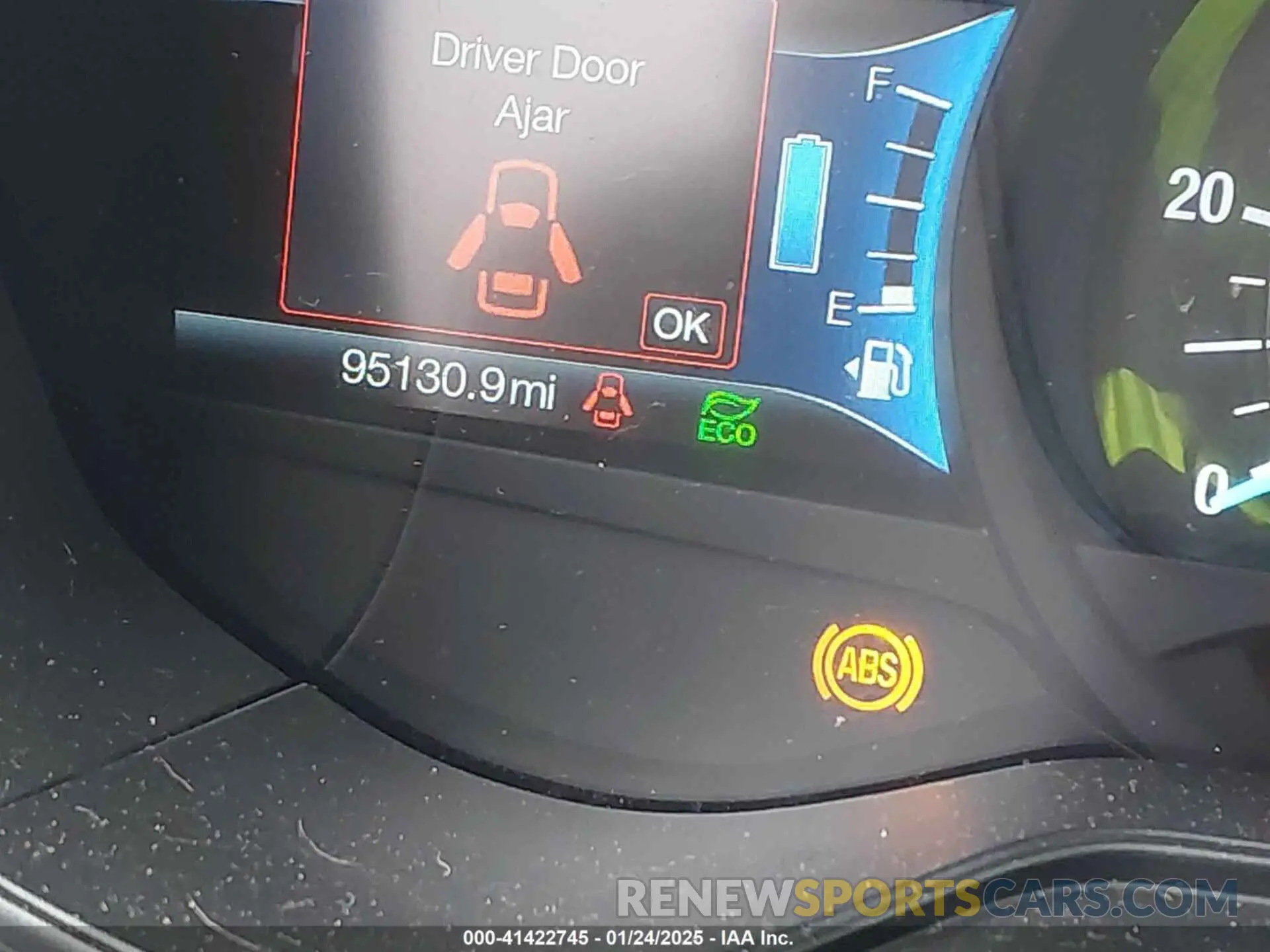 15 Photograph of a damaged car 3FA6P0MU3KR189612 FORD FUSION HYBRID 2019