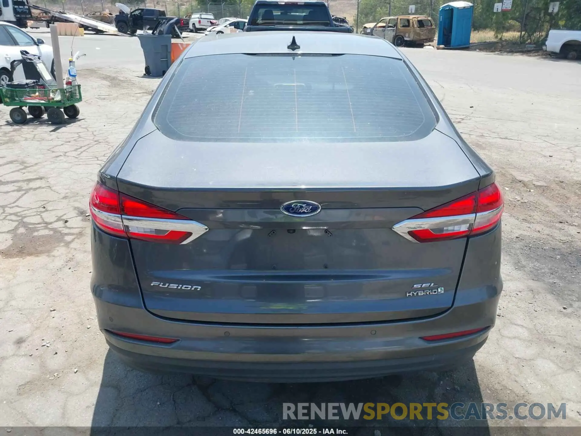 15 Photograph of a damaged car 3FA6P0MU4KR241524 FORD FUSION HYBRID 2019