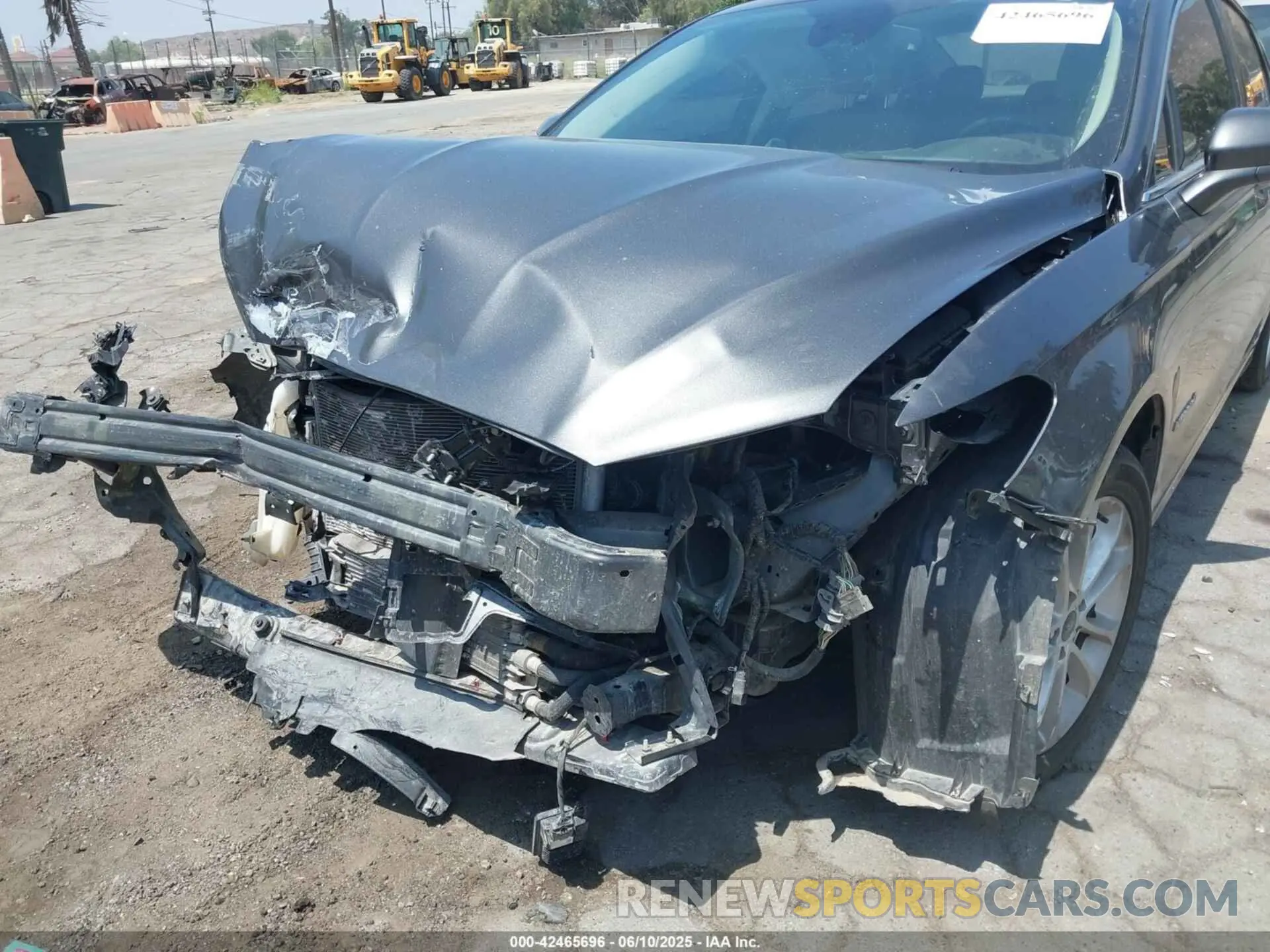6 Photograph of a damaged car 3FA6P0MU4KR241524 FORD FUSION HYBRID 2019