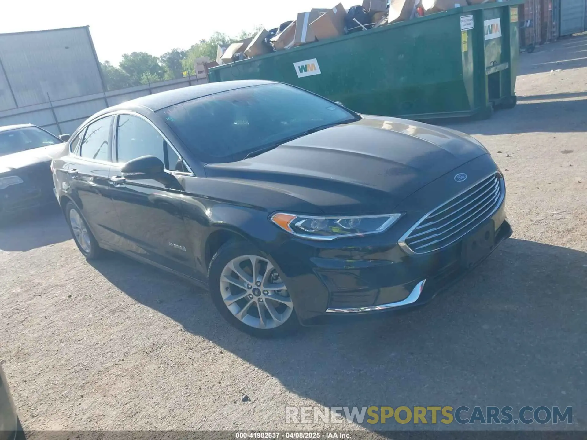 1 Photograph of a damaged car 3FA6P0MU5KR203851 FORD FUSION HYBRID 2019