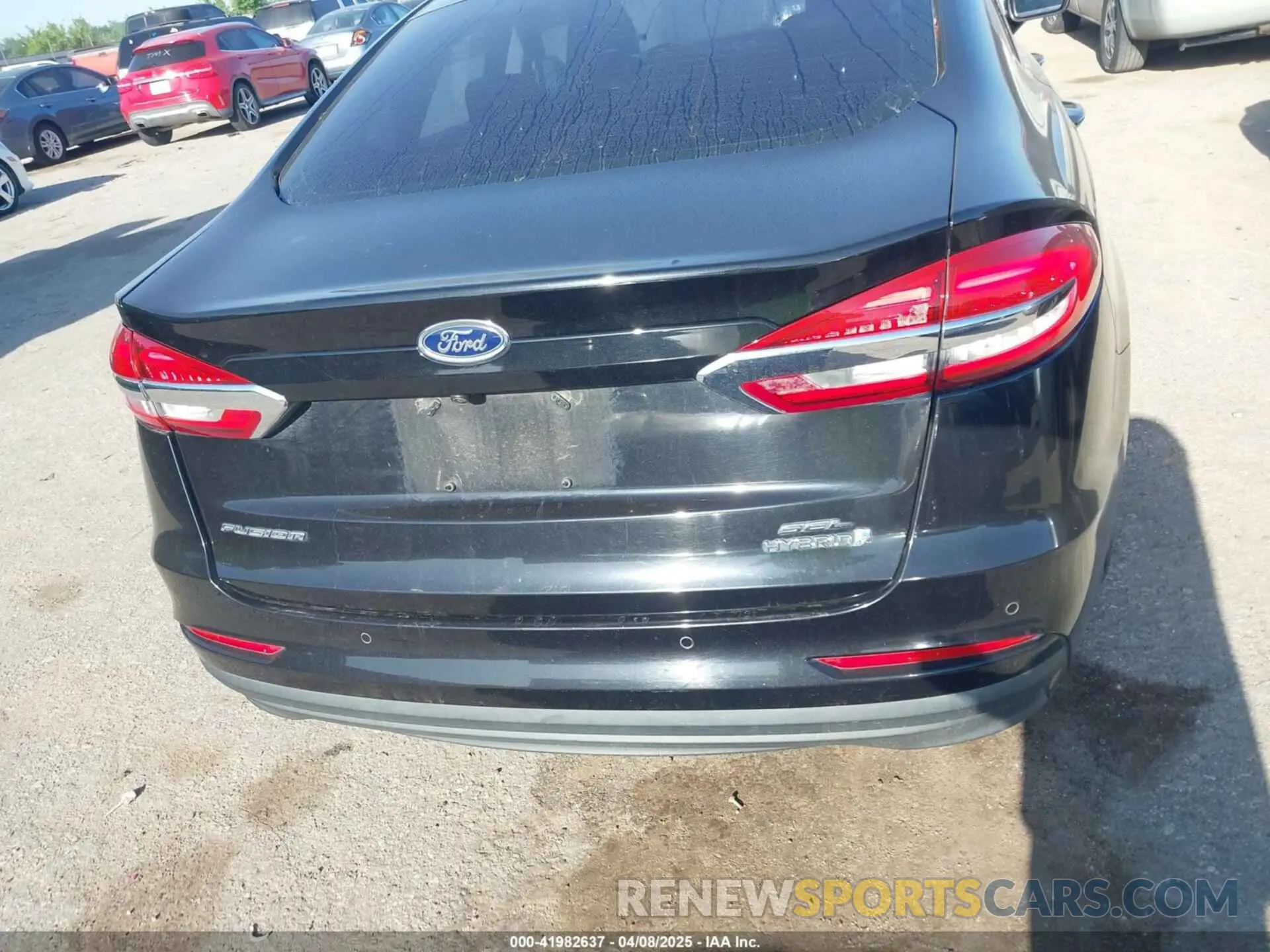 15 Photograph of a damaged car 3FA6P0MU5KR203851 FORD FUSION HYBRID 2019