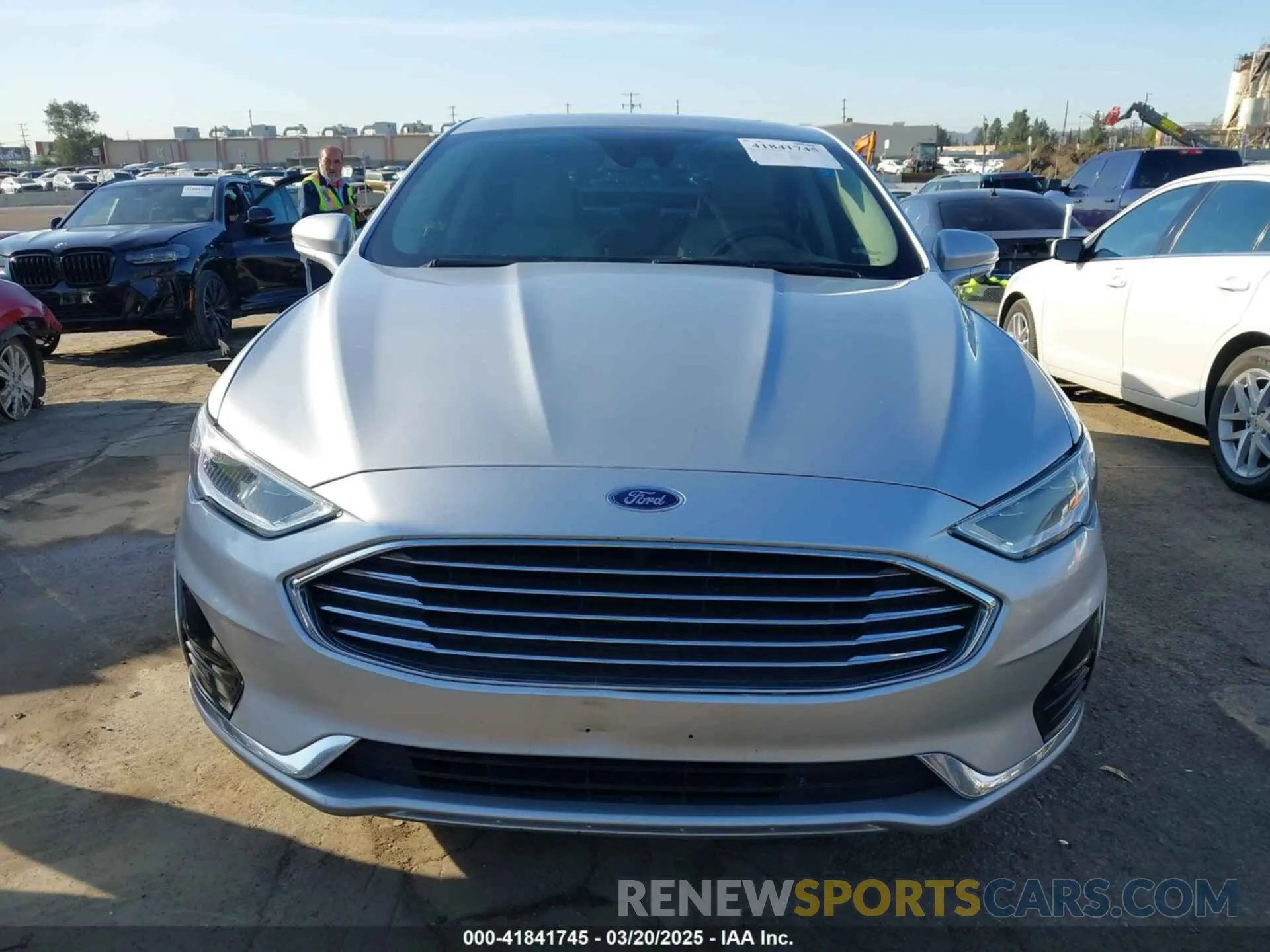 13 Photograph of a damaged car 3FA6P0MU8KR148778 FORD FUSION HYBRID 2019