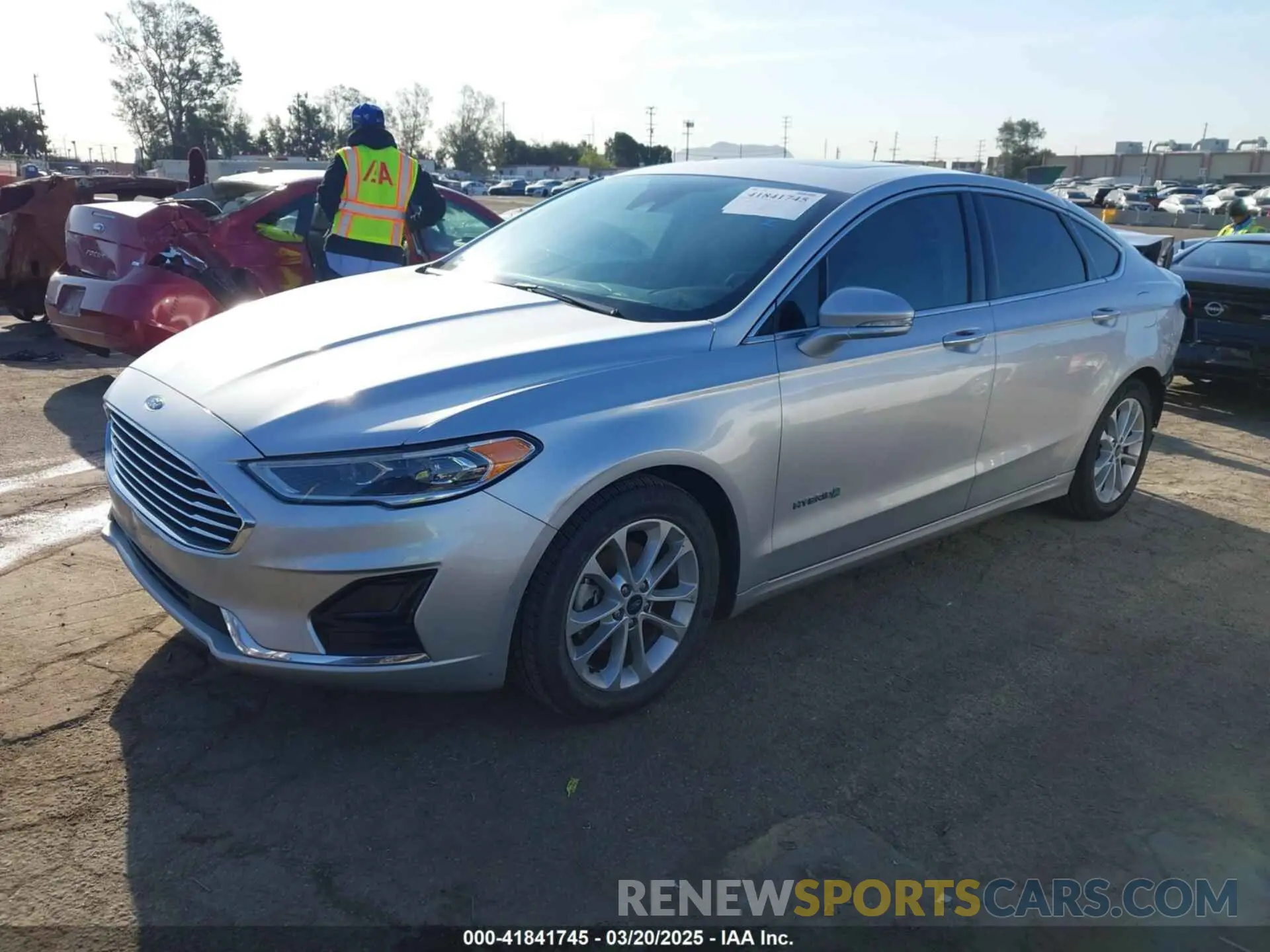 2 Photograph of a damaged car 3FA6P0MU8KR148778 FORD FUSION HYBRID 2019