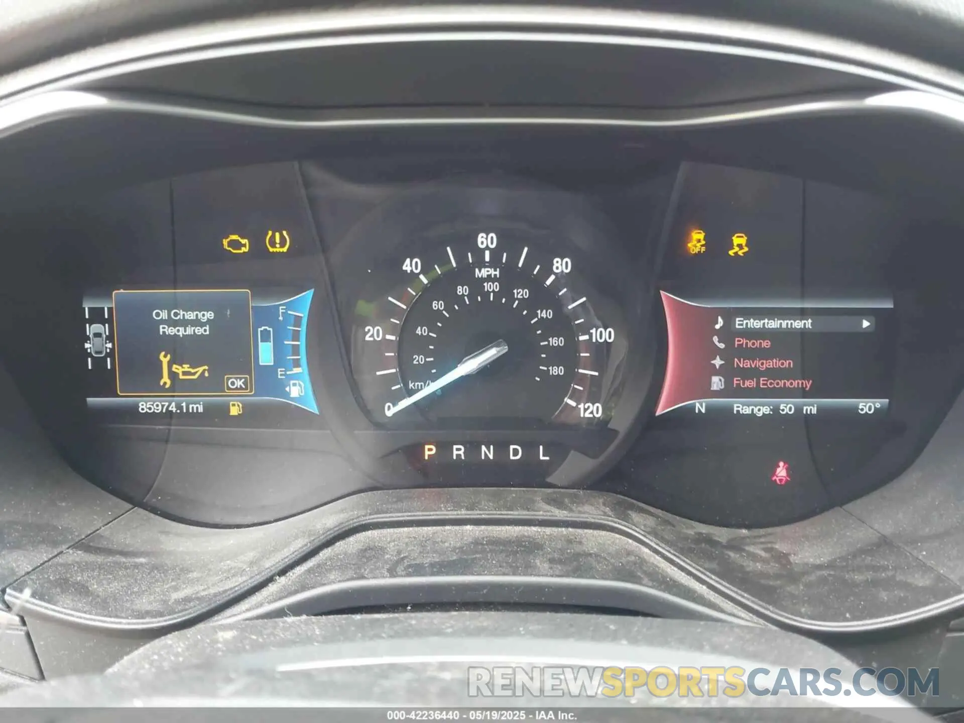 16 Photograph of a damaged car 3FA6P0MUXKR102904 FORD FUSION HYBRID 2019