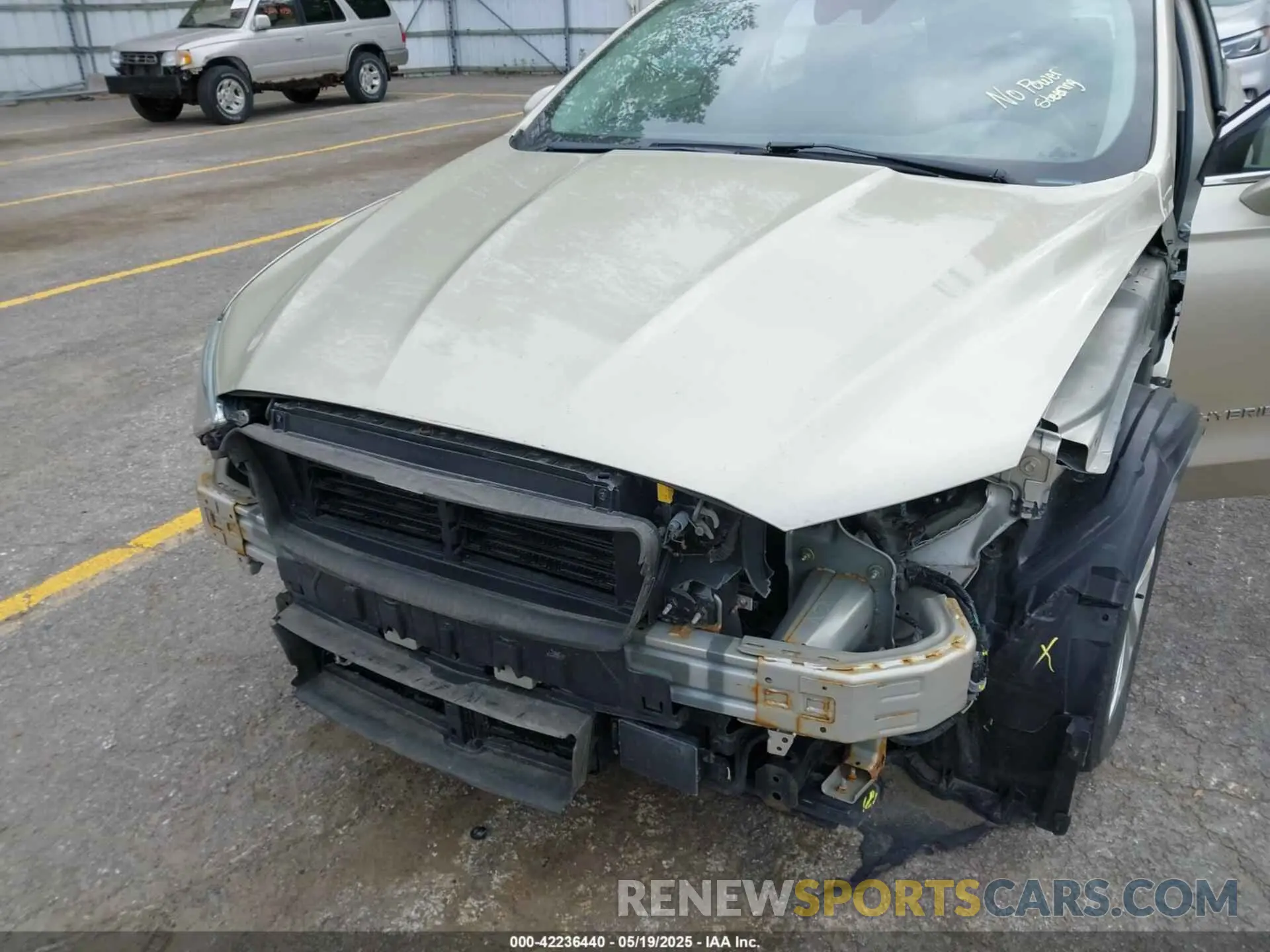 6 Photograph of a damaged car 3FA6P0MUXKR102904 FORD FUSION HYBRID 2019