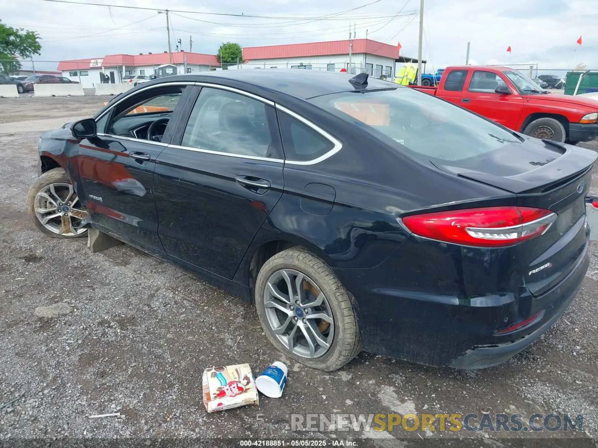 3 Photograph of a damaged car 3FA6P0RU0KR169164 FORD FUSION HYBRID 2019