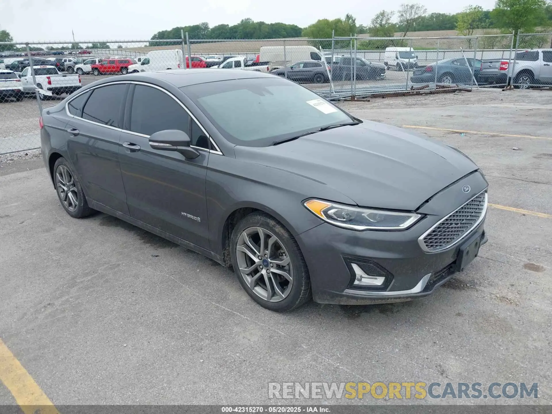 1 Photograph of a damaged car 3FA6P0RU0KR181931 FORD FUSION HYBRID 2019