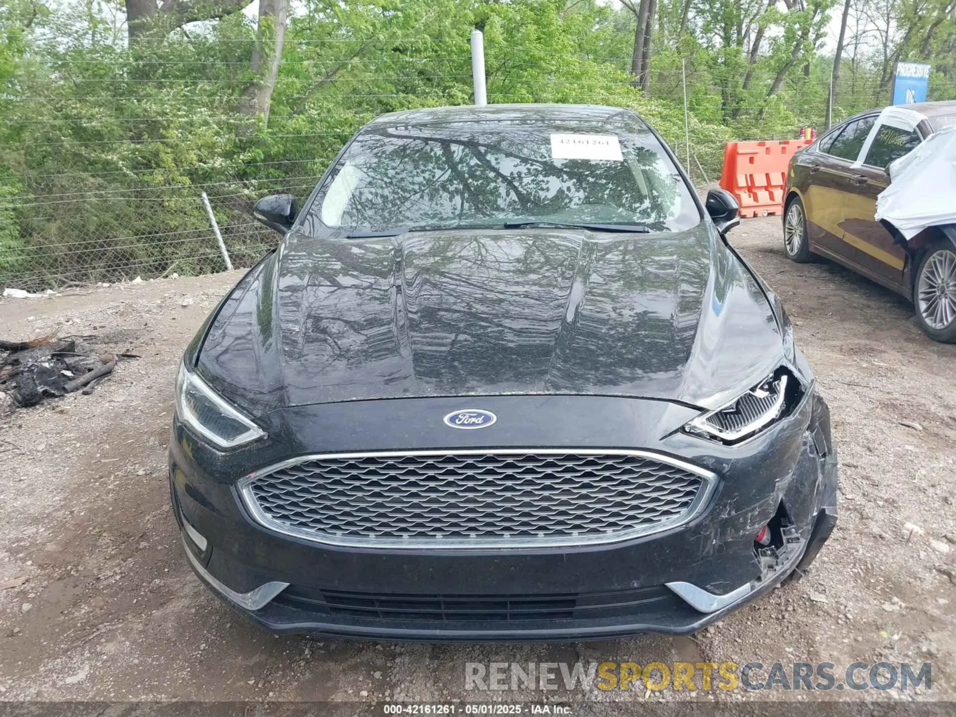 12 Photograph of a damaged car 3FA6P0RU0KR217200 FORD FUSION HYBRID 2019