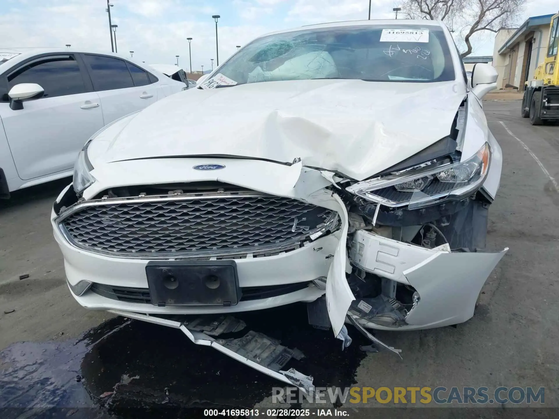 6 Photograph of a damaged car 3FA6P0RU2KR104817 FORD FUSION HYBRID 2019