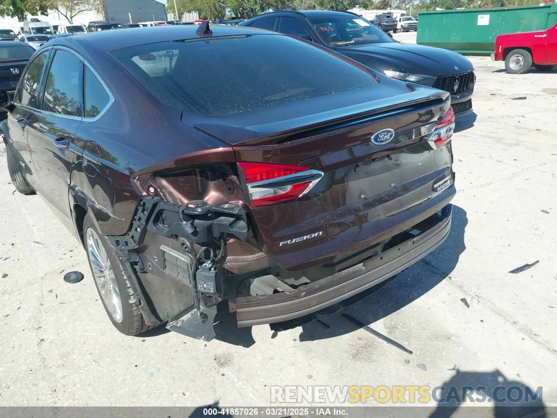 22 Photograph of a damaged car 3FA6P0RU2KR123786 FORD FUSION HYBRID 2019