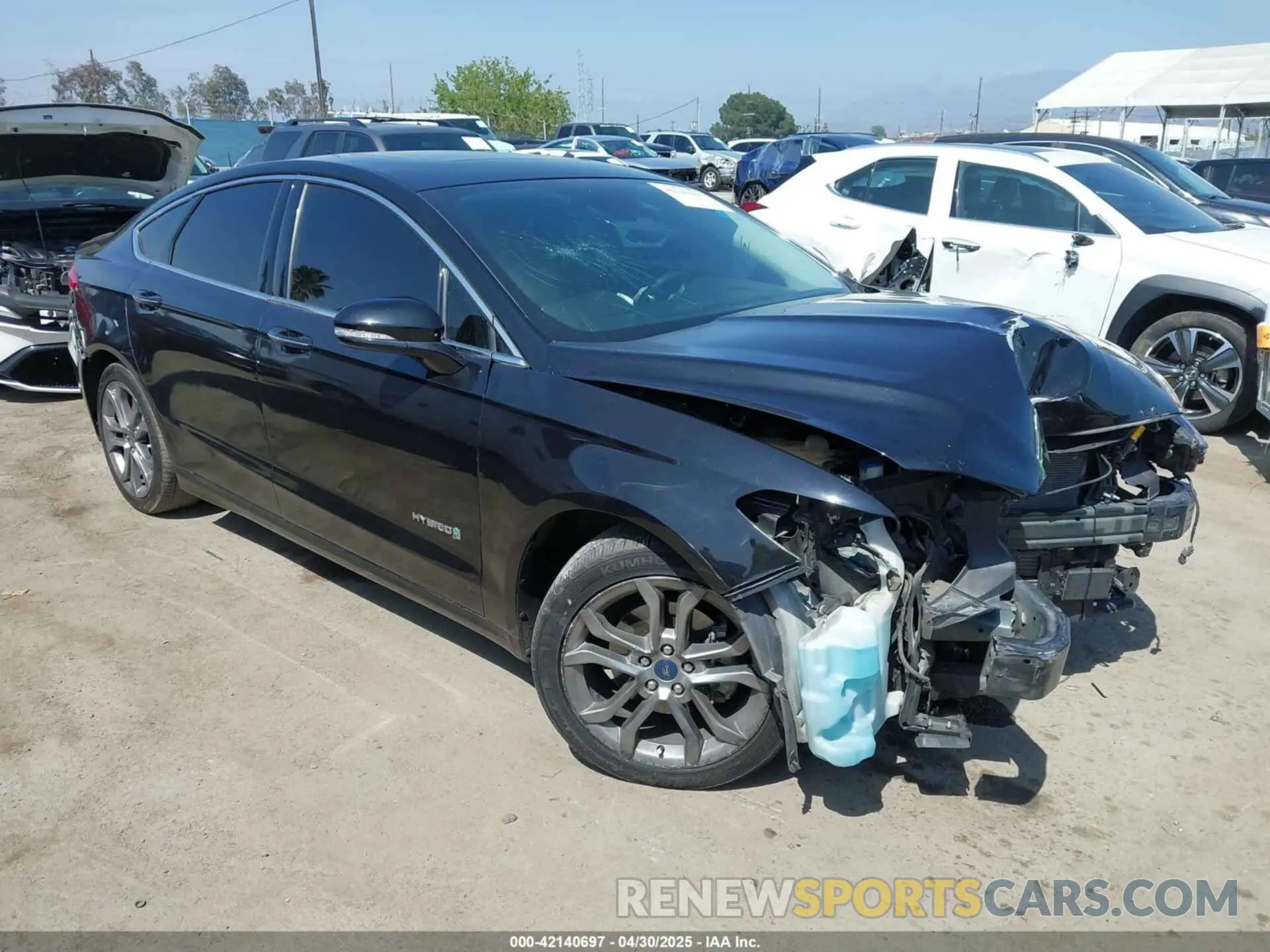 1 Photograph of a damaged car 3FA6P0RU2KR168078 FORD FUSION HYBRID 2019