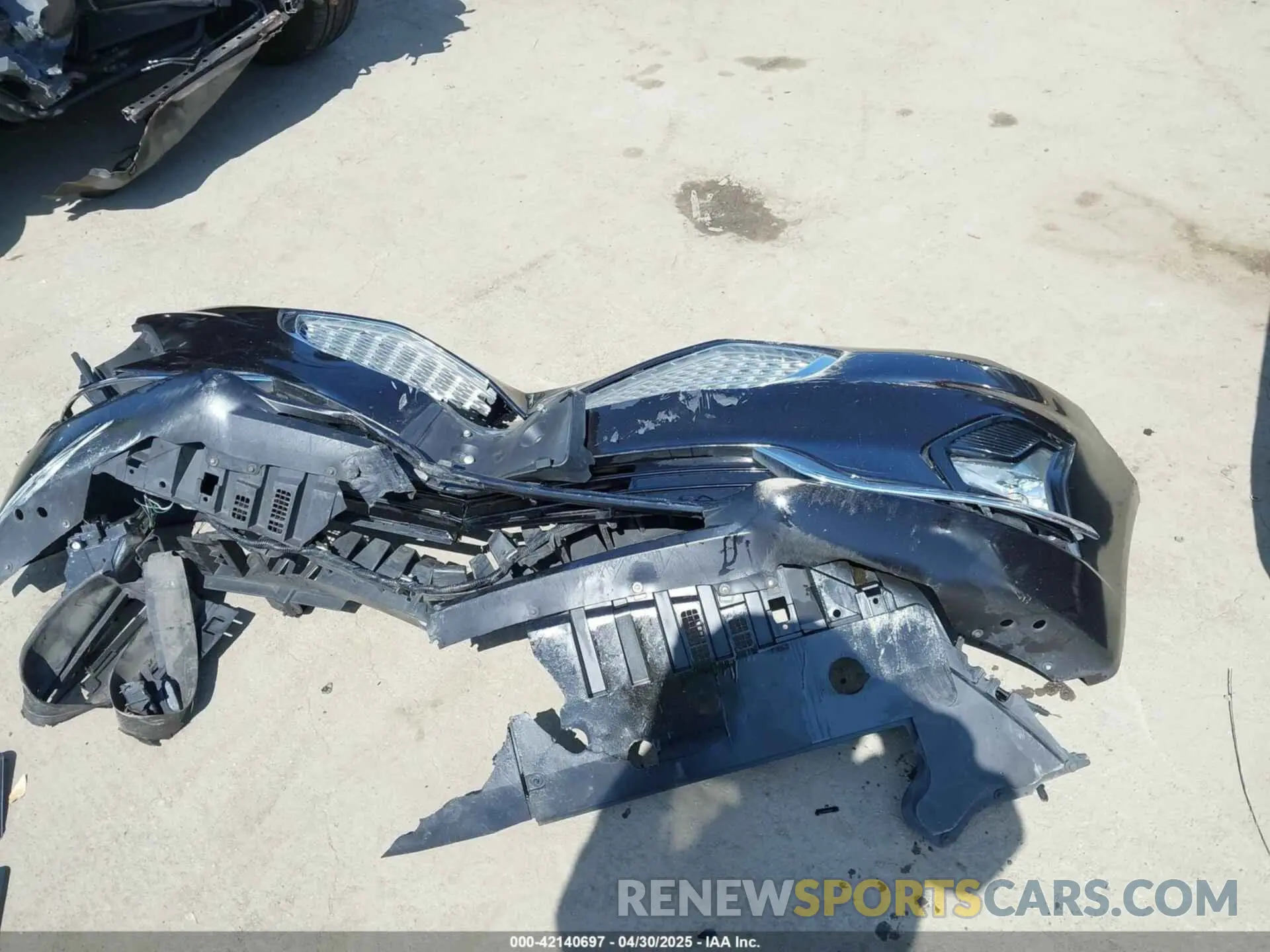 12 Photograph of a damaged car 3FA6P0RU2KR168078 FORD FUSION HYBRID 2019