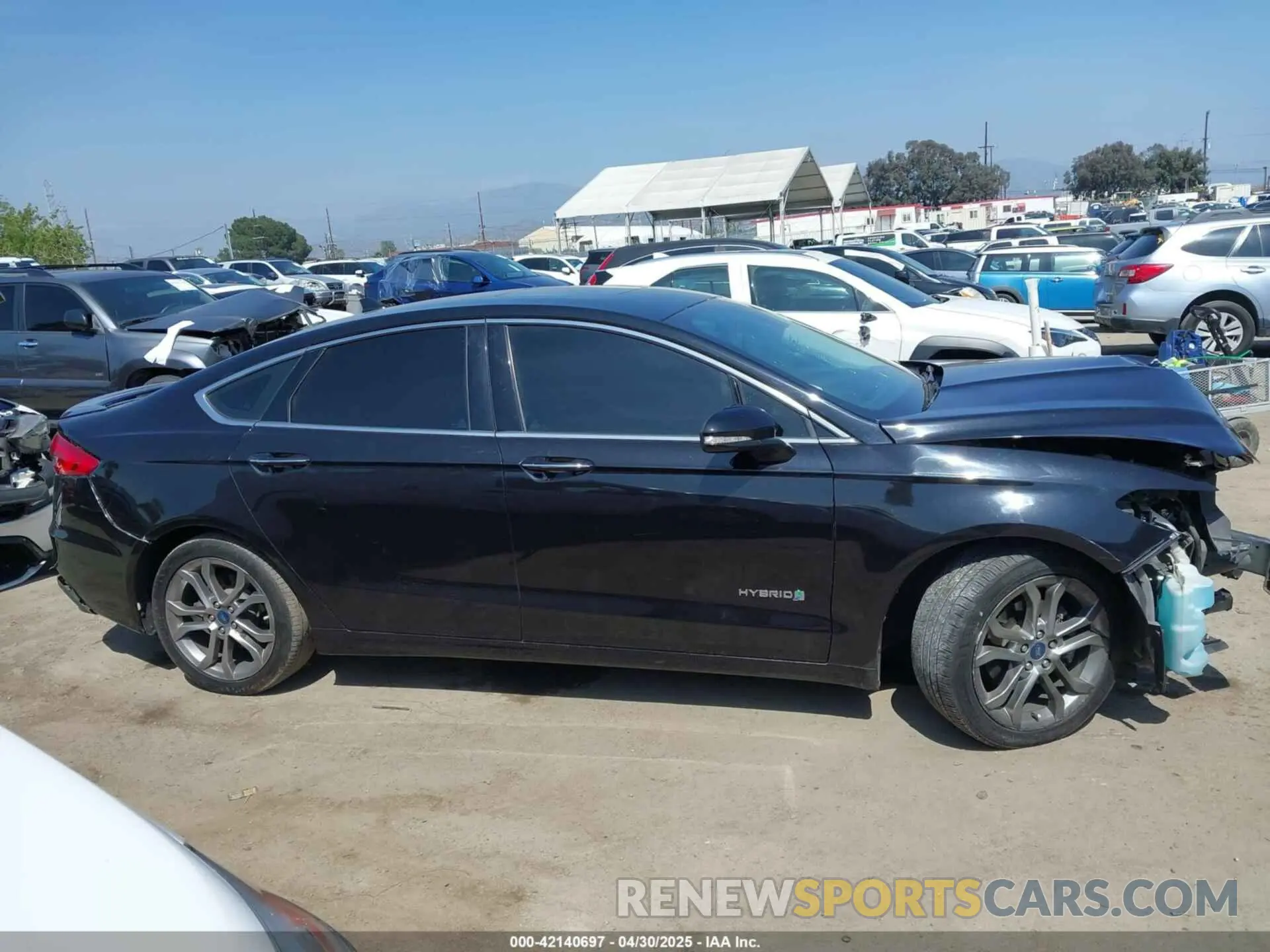 14 Photograph of a damaged car 3FA6P0RU2KR168078 FORD FUSION HYBRID 2019