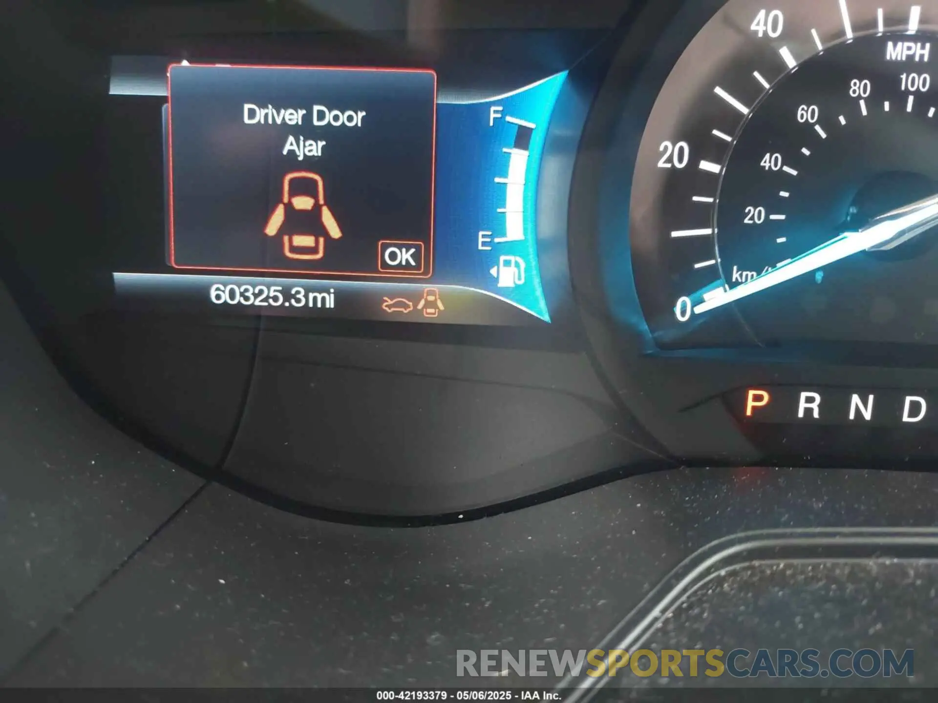 16 Photograph of a damaged car 3FA6P0RU2KR190369 FORD FUSION HYBRID 2019