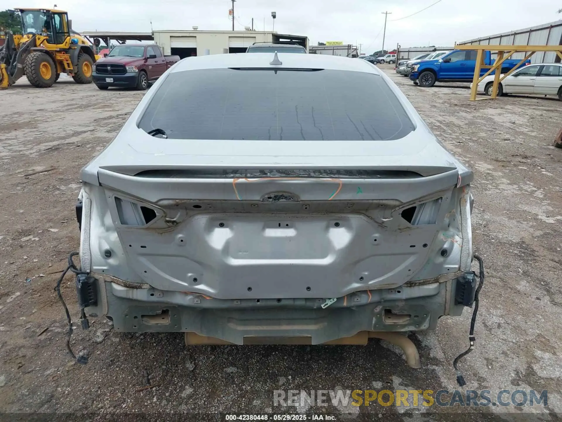 17 Photograph of a damaged car 3FA6P0RU4KR117407 FORD FUSION HYBRID 2019