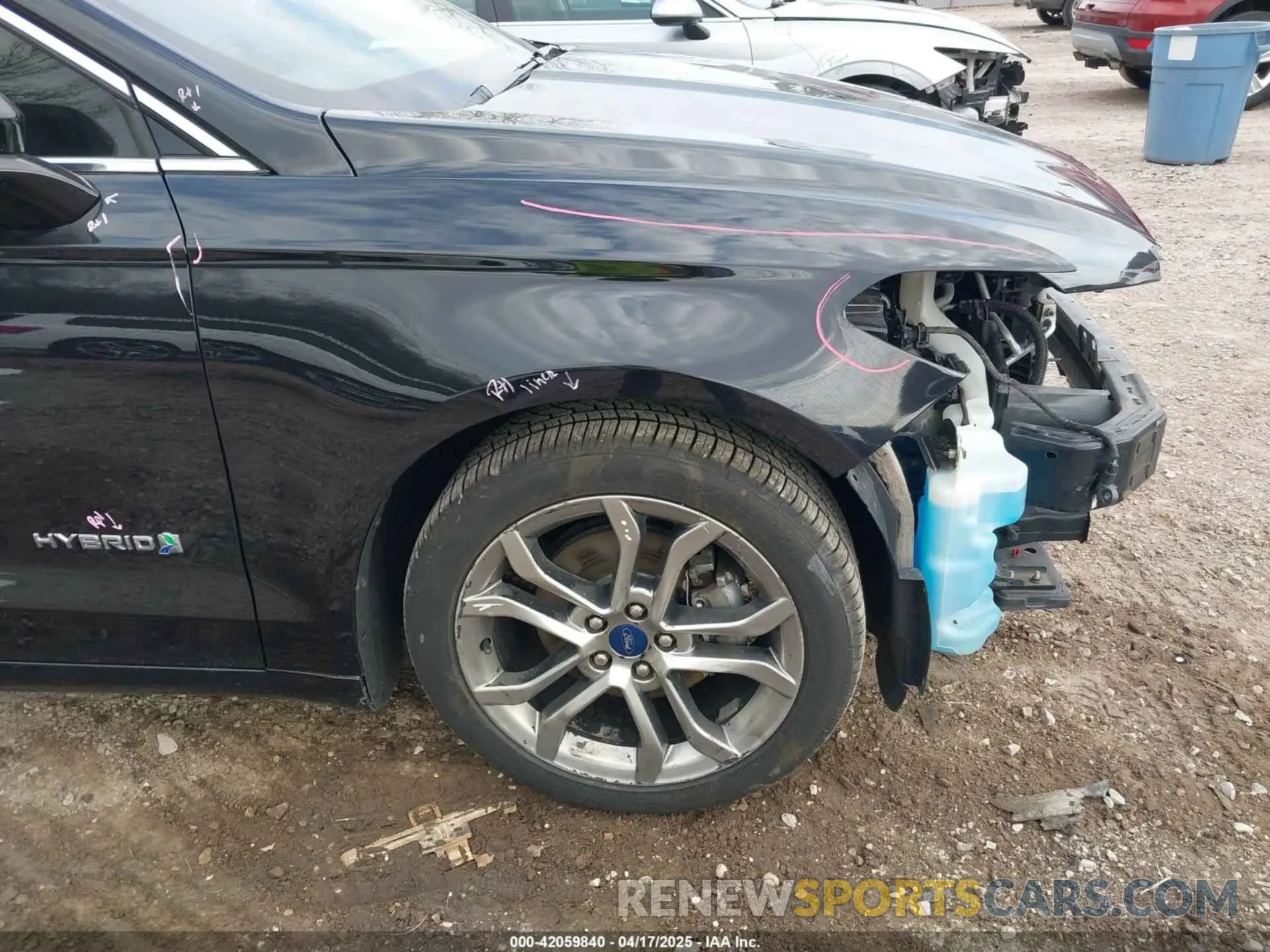 21 Photograph of a damaged car 3FA6P0RU4KR144445 FORD FUSION HYBRID 2019