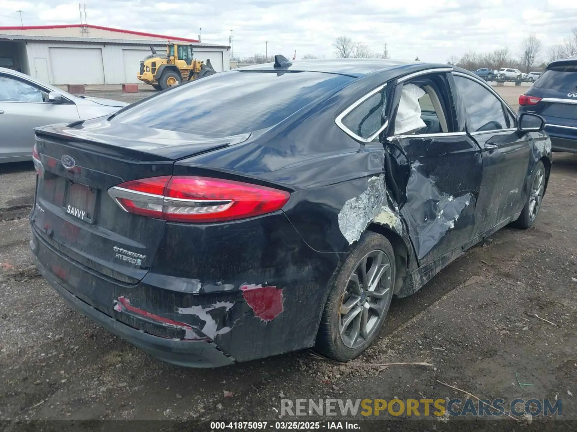 4 Photograph of a damaged car 3FA6P0RU4KR202960 FORD FUSION HYBRID 2019
