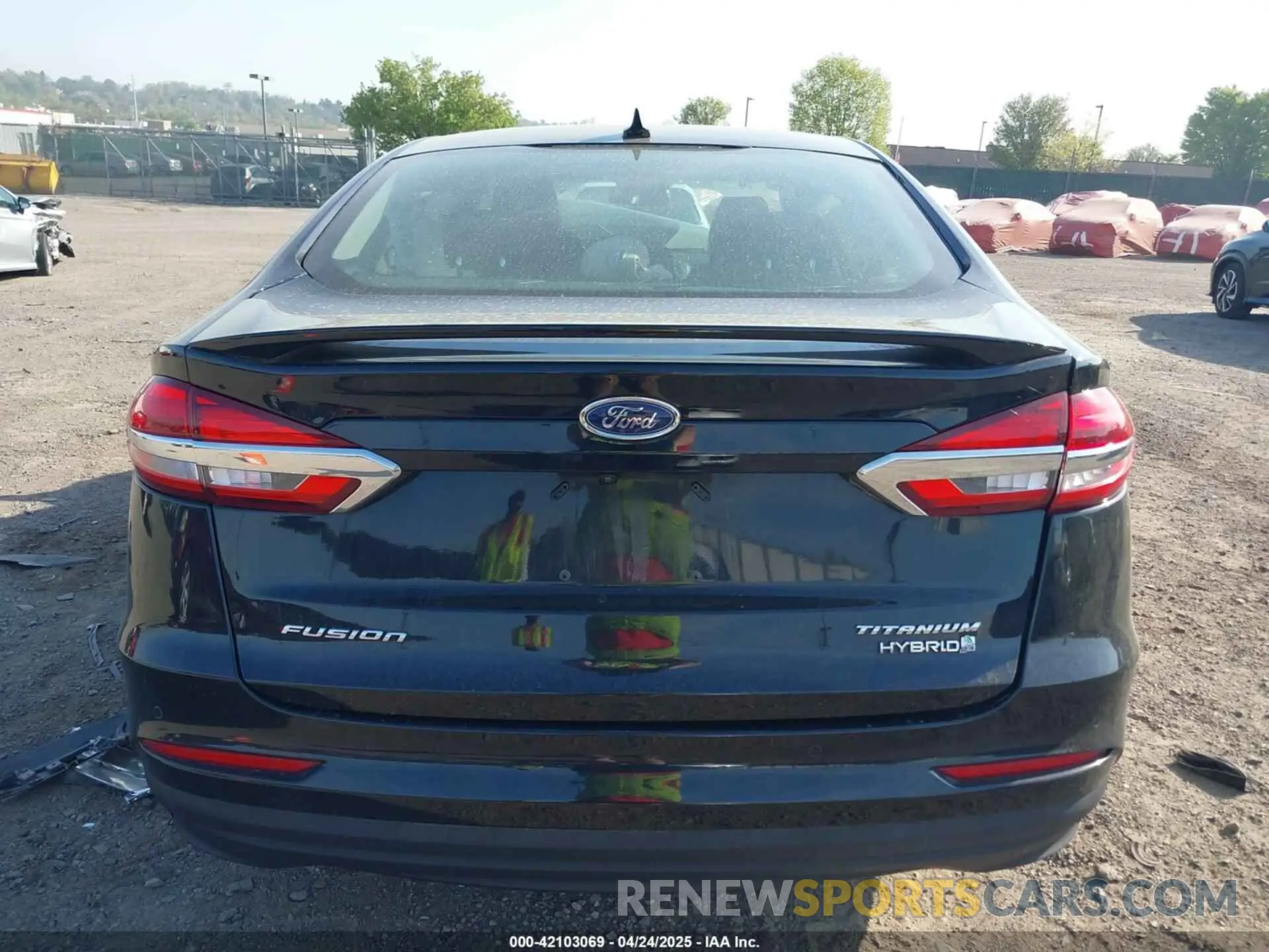 15 Photograph of a damaged car 3FA6P0RU7KR159022 FORD FUSION HYBRID 2019