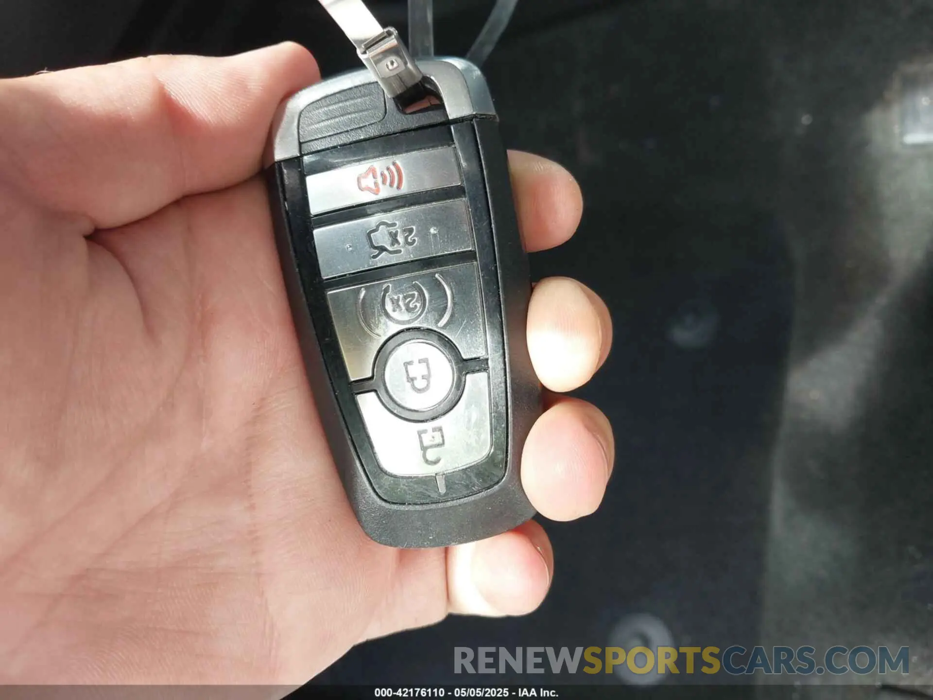 11 Photograph of a damaged car 3FA6P0RU7KR194482 FORD FUSION HYBRID 2019