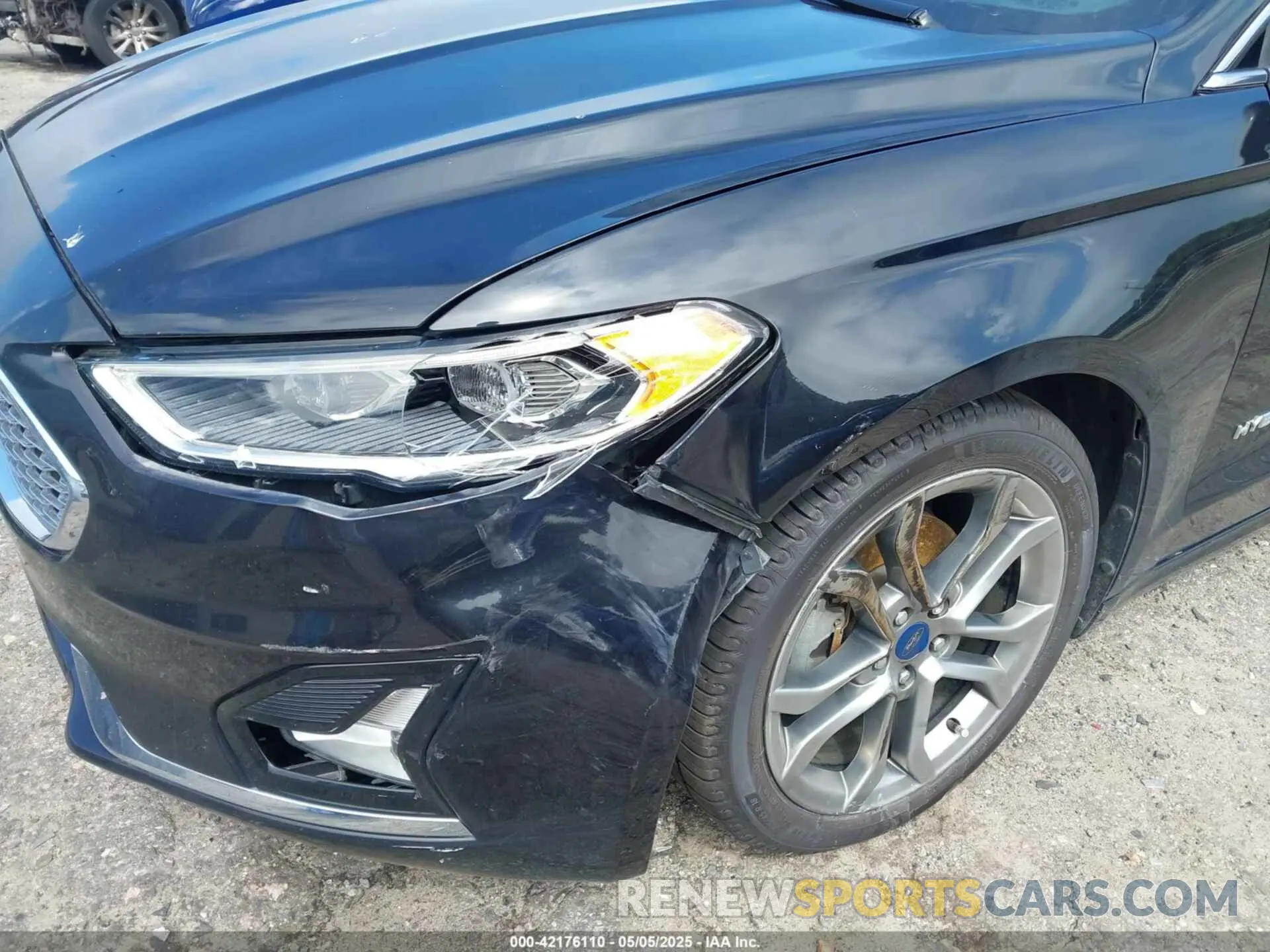 6 Photograph of a damaged car 3FA6P0RU7KR194482 FORD FUSION HYBRID 2019