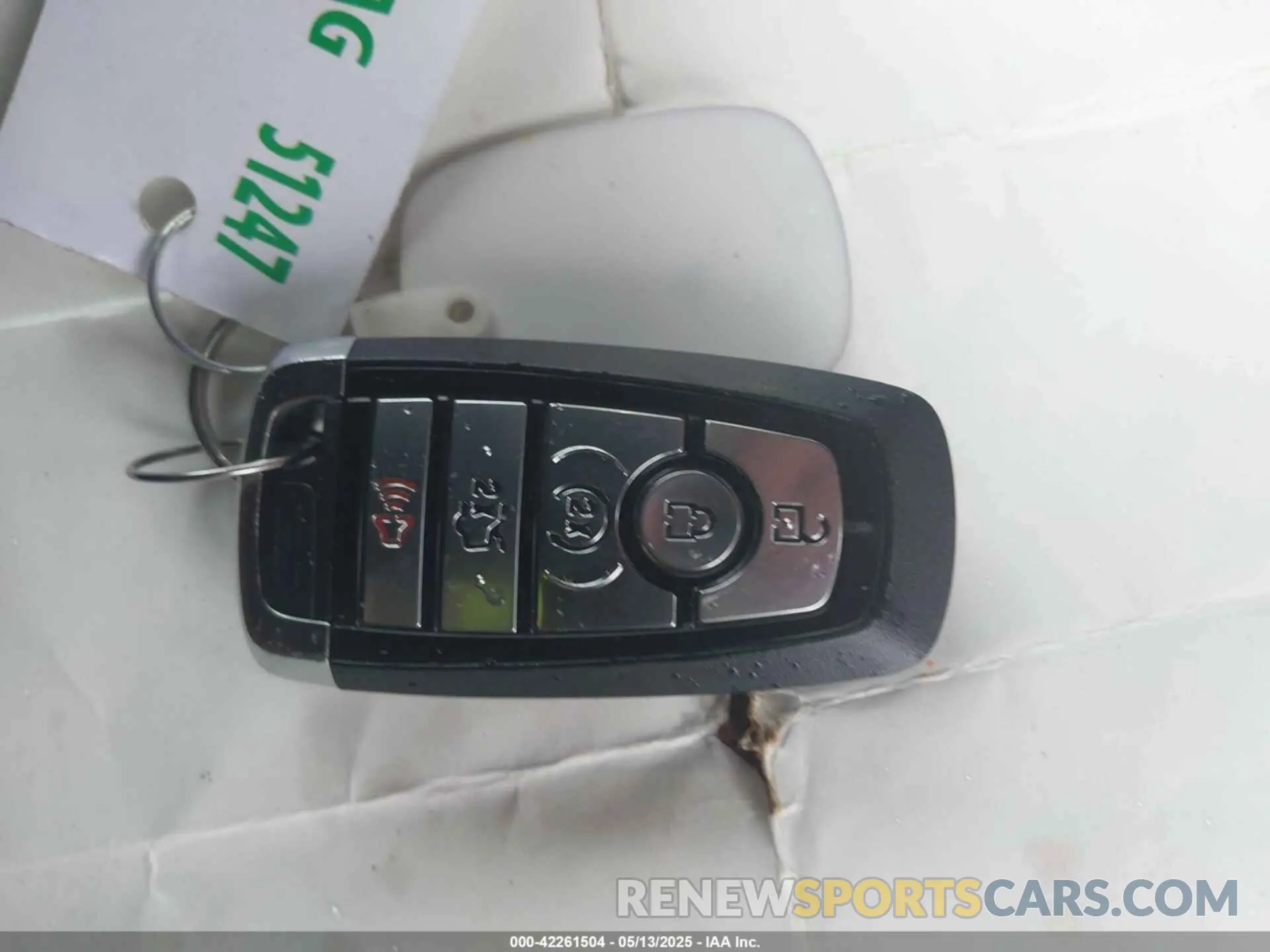 11 Photograph of a damaged car 3FA6P0RU8KR208230 FORD FUSION HYBRID 2019