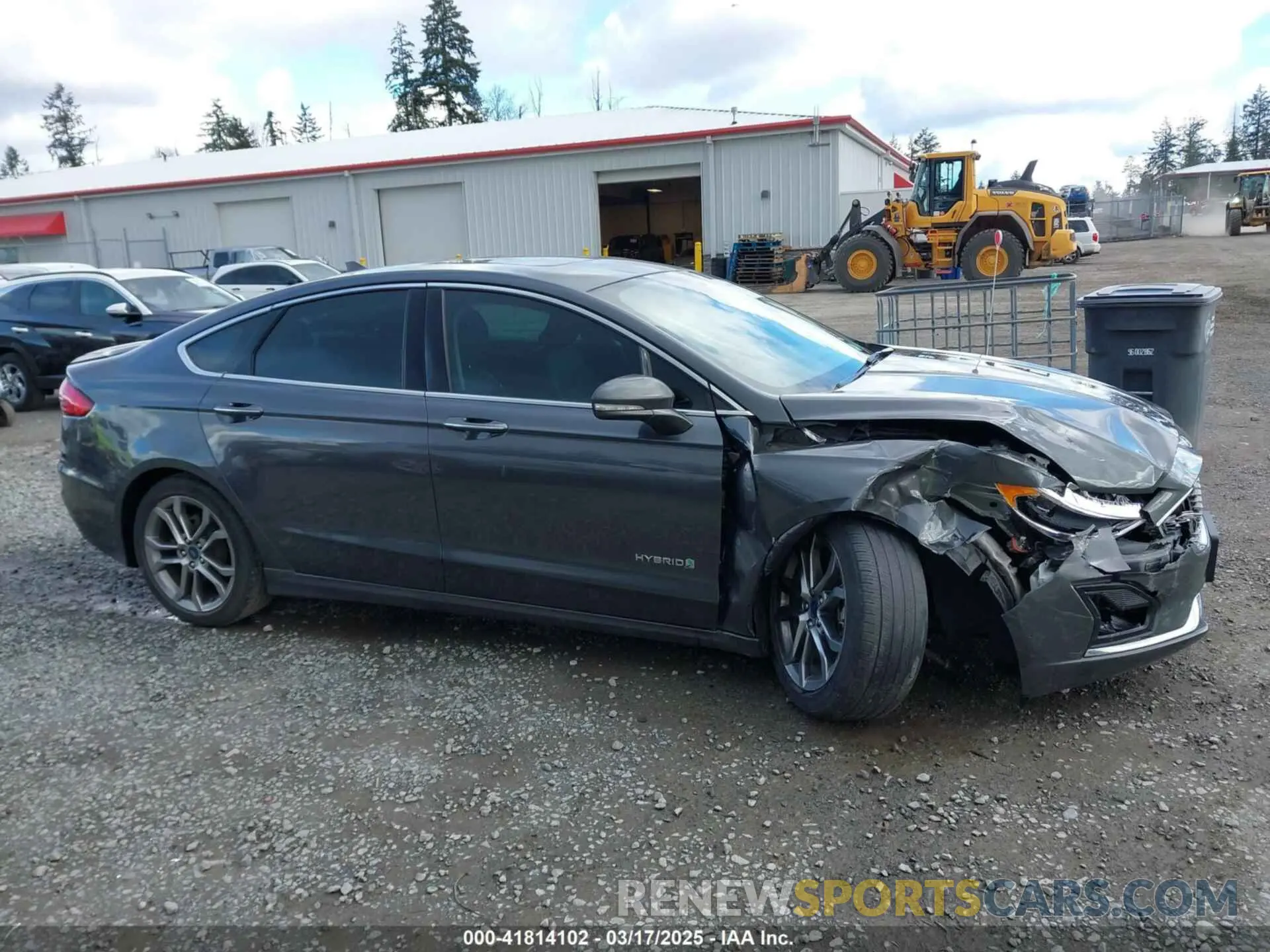 13 Photograph of a damaged car 3FA6P0RU8KR273062 FORD FUSION HYBRID 2019