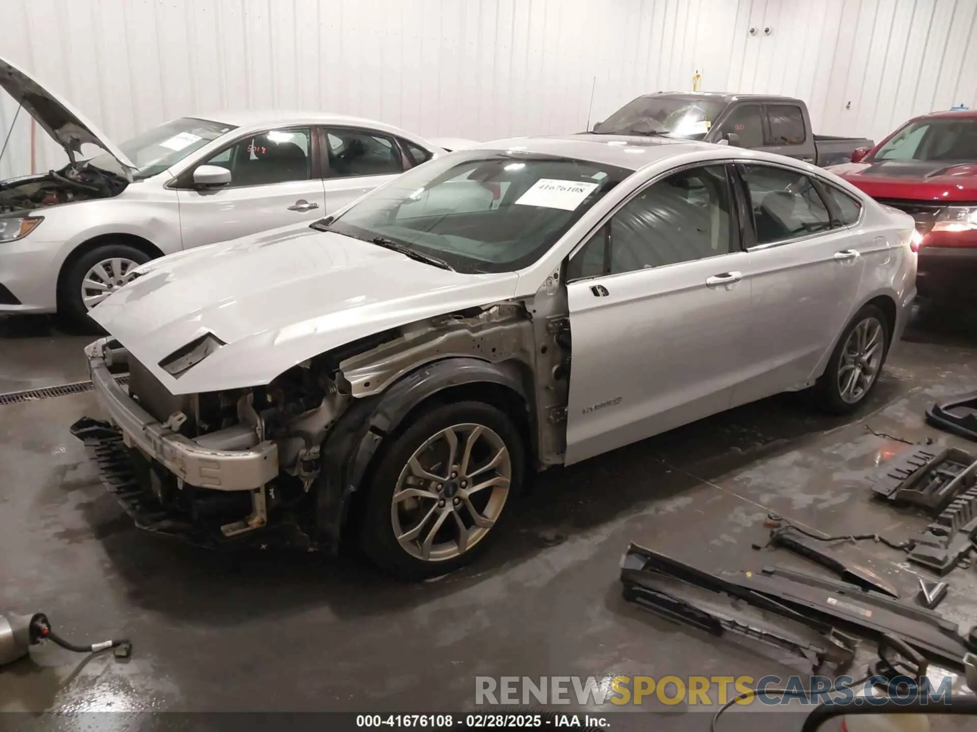 2 Photograph of a damaged car 3FA6P0RU9KR105317 FORD FUSION HYBRID 2019