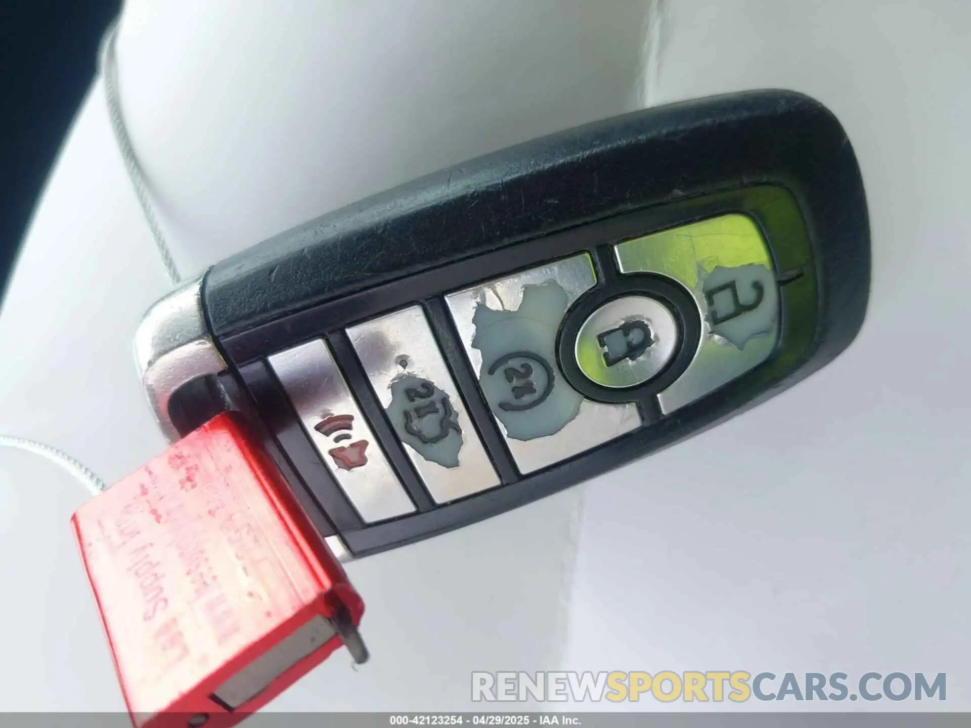 11 Photograph of a damaged car 3FA6P0RU9KR222508 FORD FUSION HYBRID 2019