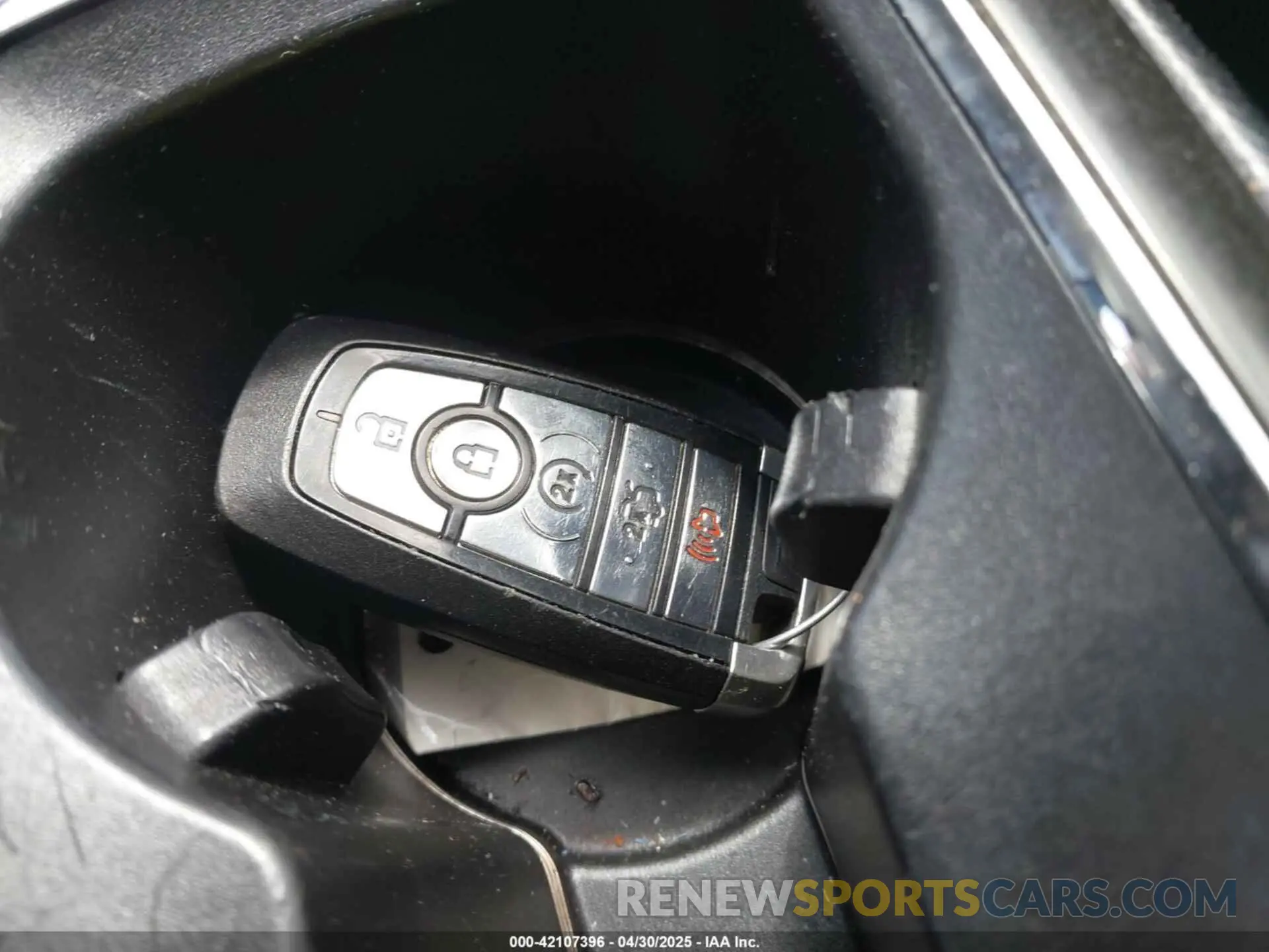 11 Photograph of a damaged car 3FA6P0RUXKR121736 FORD FUSION HYBRID 2019