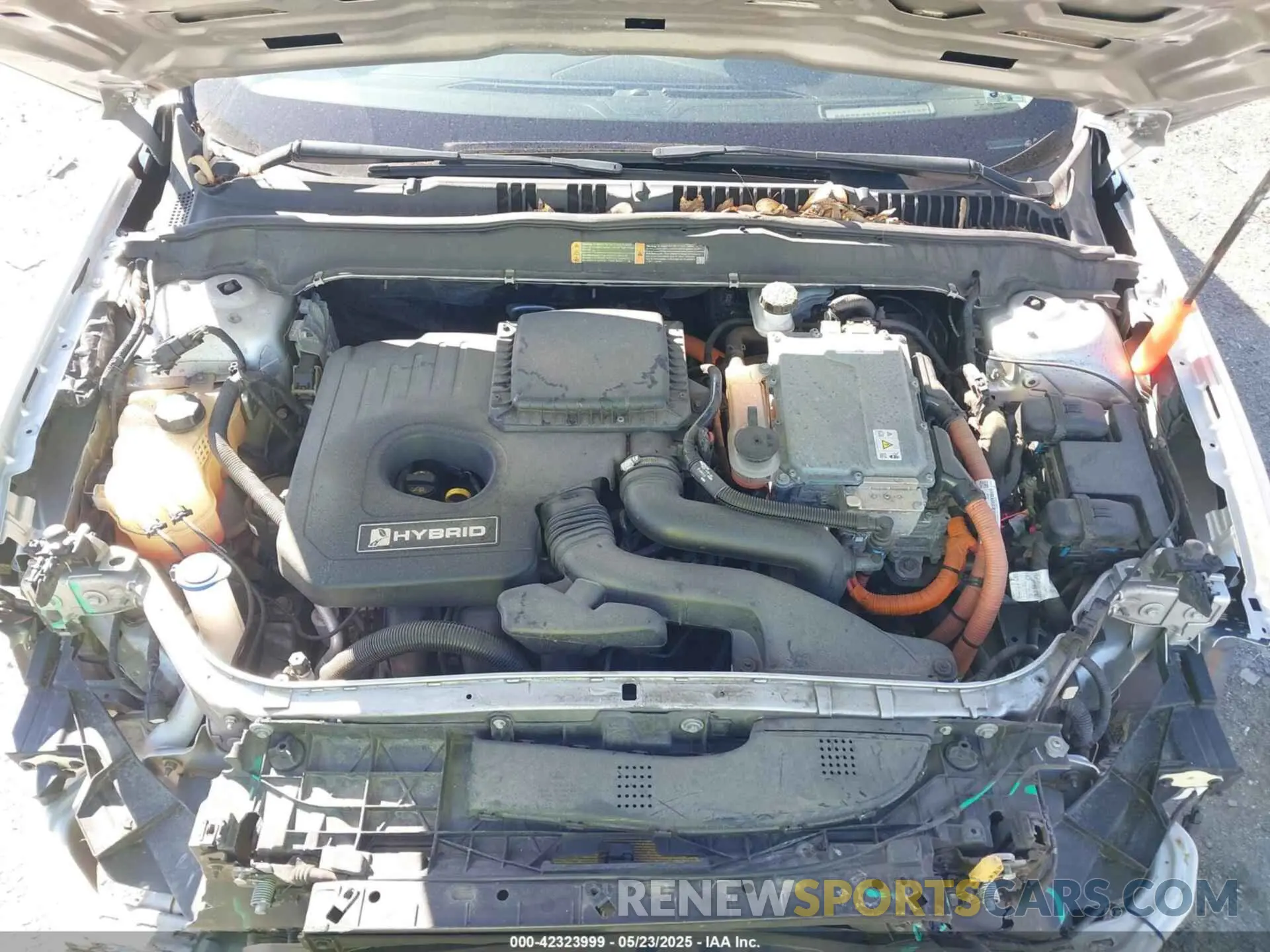 10 Photograph of a damaged car 3FA6P0RUXKR141565 FORD FUSION HYBRID 2019