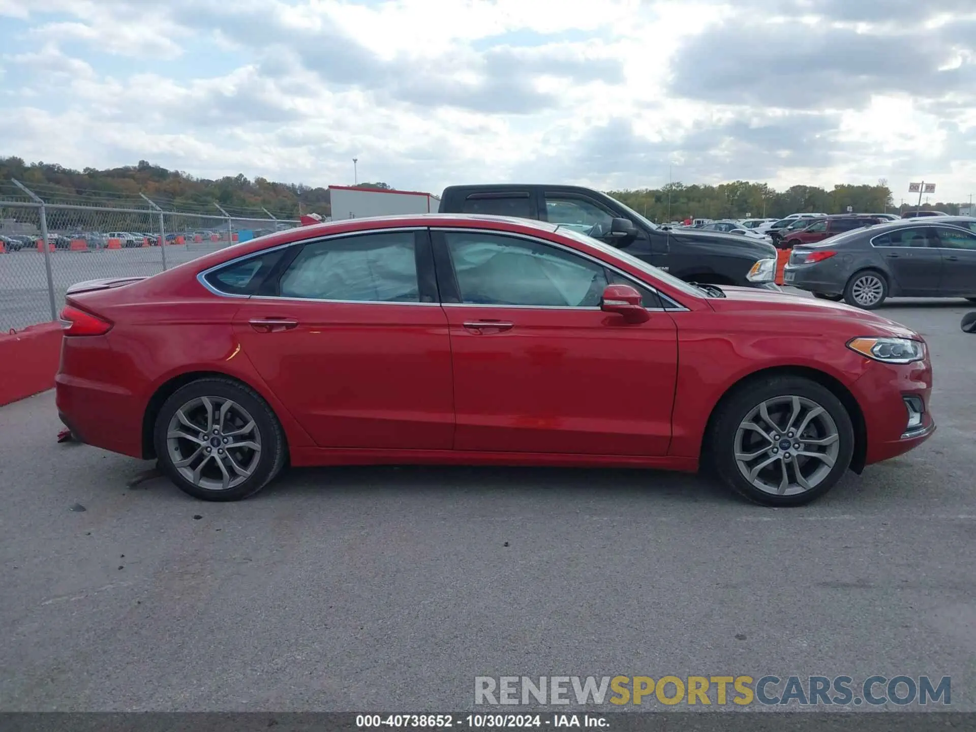 14 Photograph of a damaged car 3FA6P0RU7LR156915 FORD FUSION HYBRID 2020