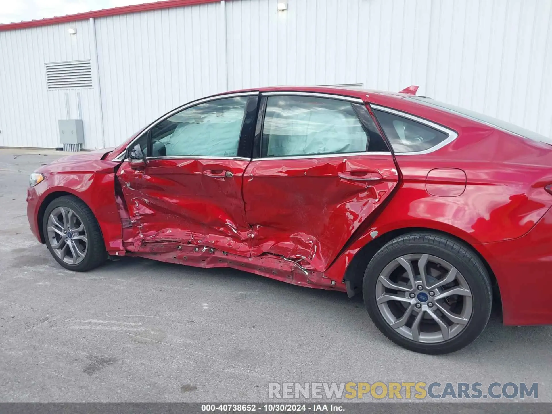 15 Photograph of a damaged car 3FA6P0RU7LR156915 FORD FUSION HYBRID 2020