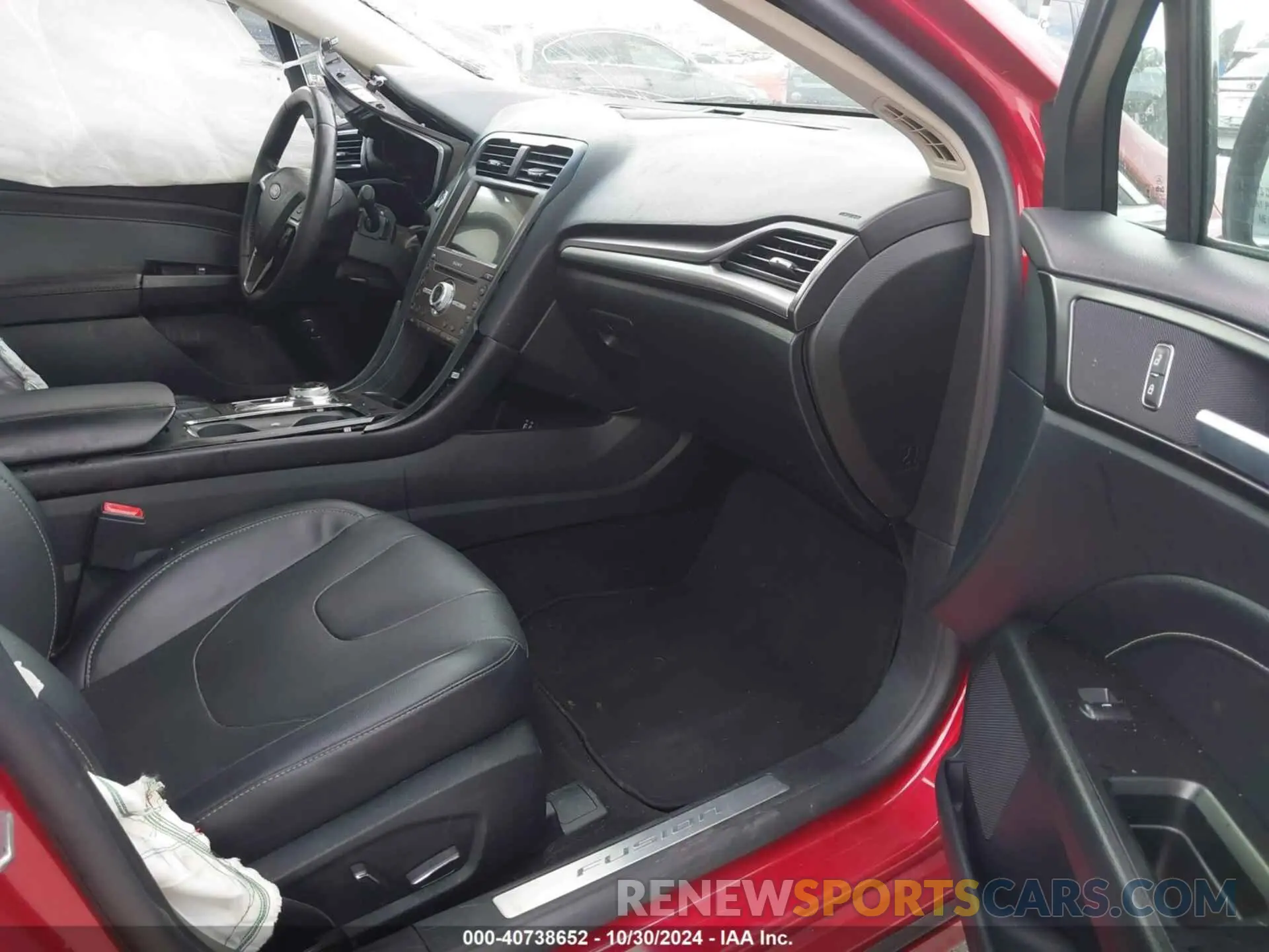 5 Photograph of a damaged car 3FA6P0RU7LR156915 FORD FUSION HYBRID 2020