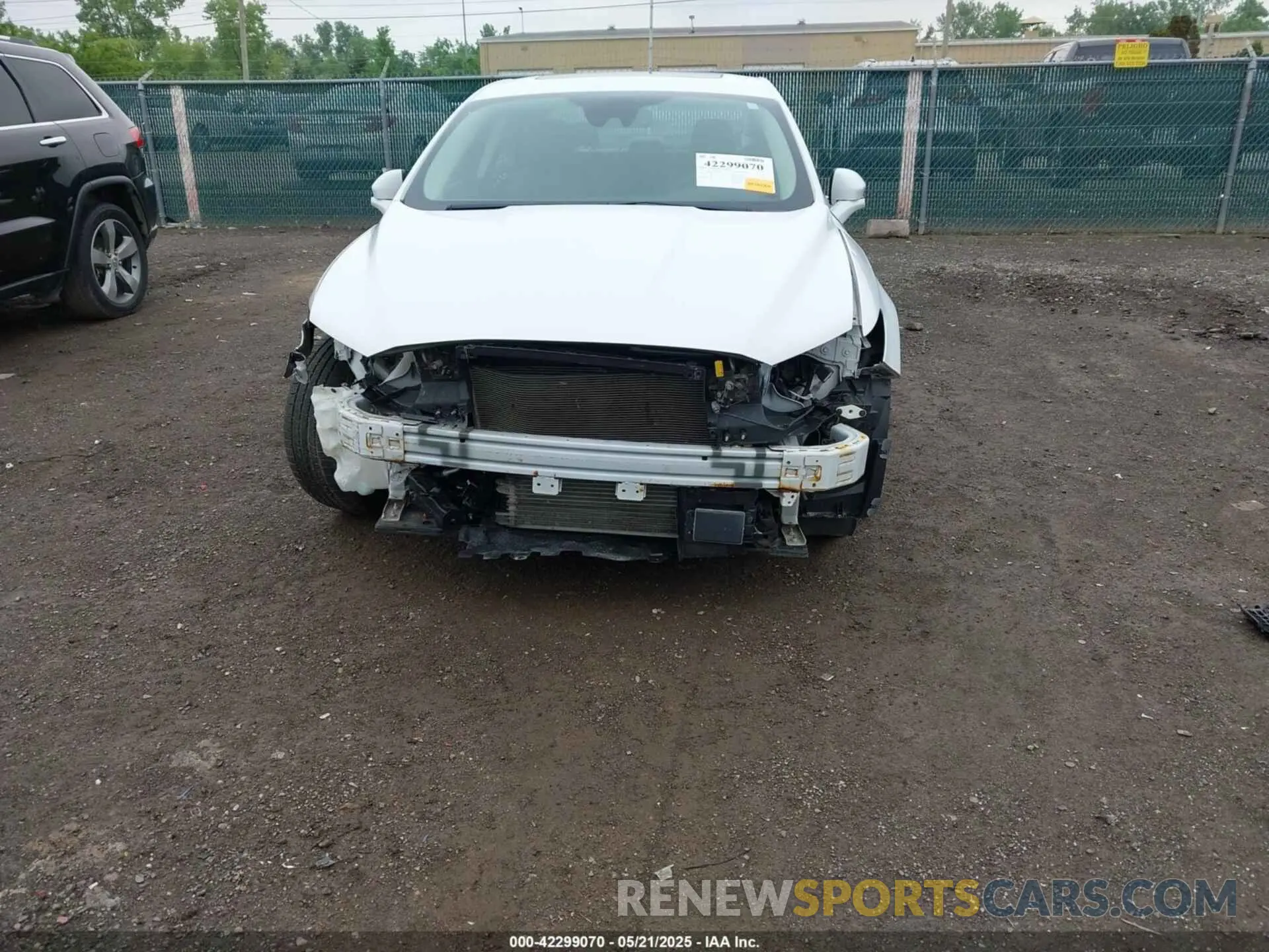 6 Photograph of a damaged car 3FA6P0RUXLR139574 FORD FUSION HYBRID 2020
