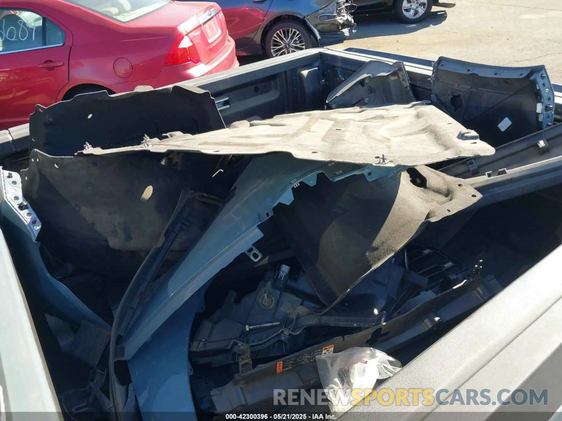 12 Photograph of a damaged car 3FTTW8E30NRA22178 FORD MAVERICK 2022